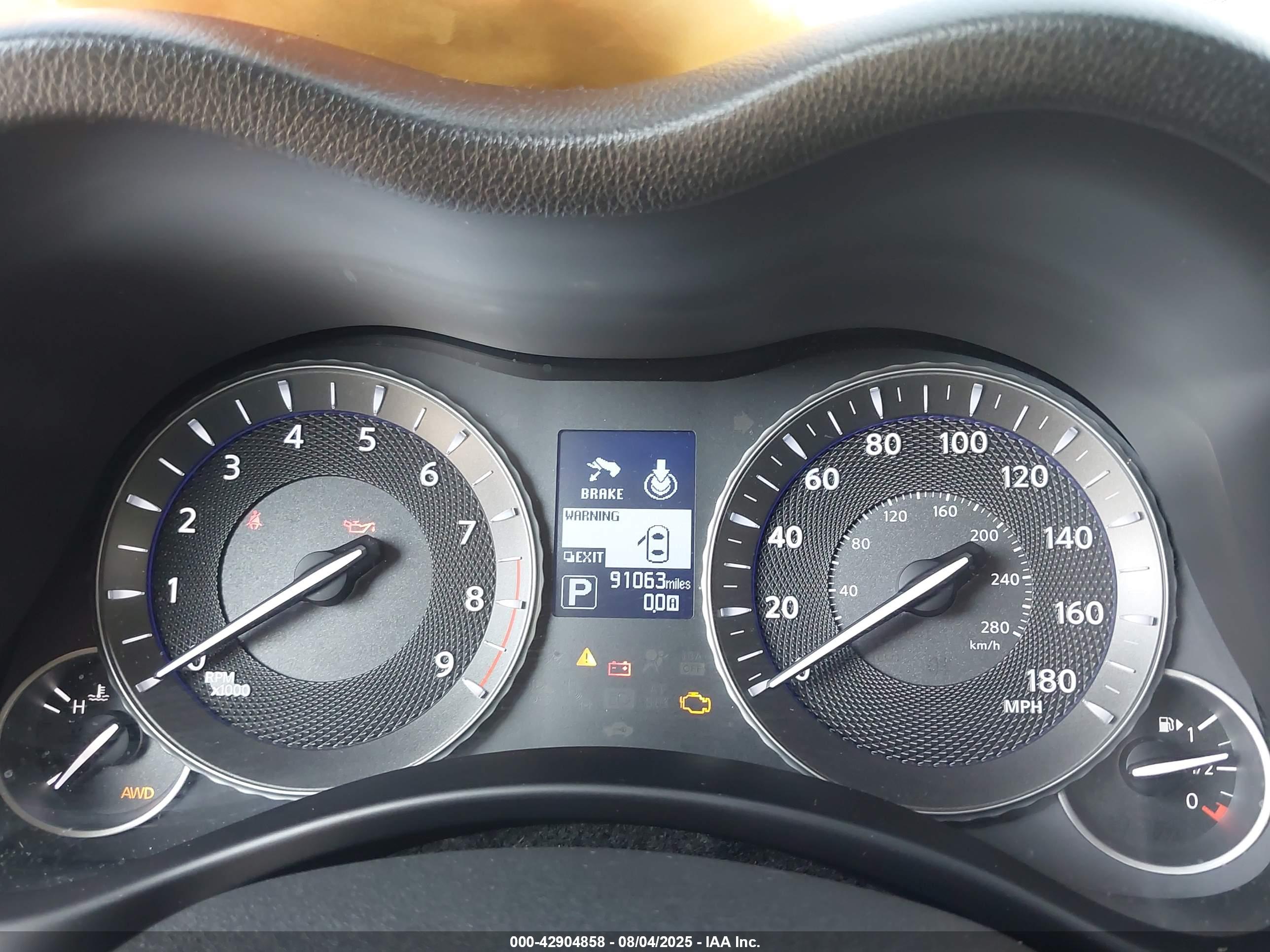 INFINITI Q70L image 7