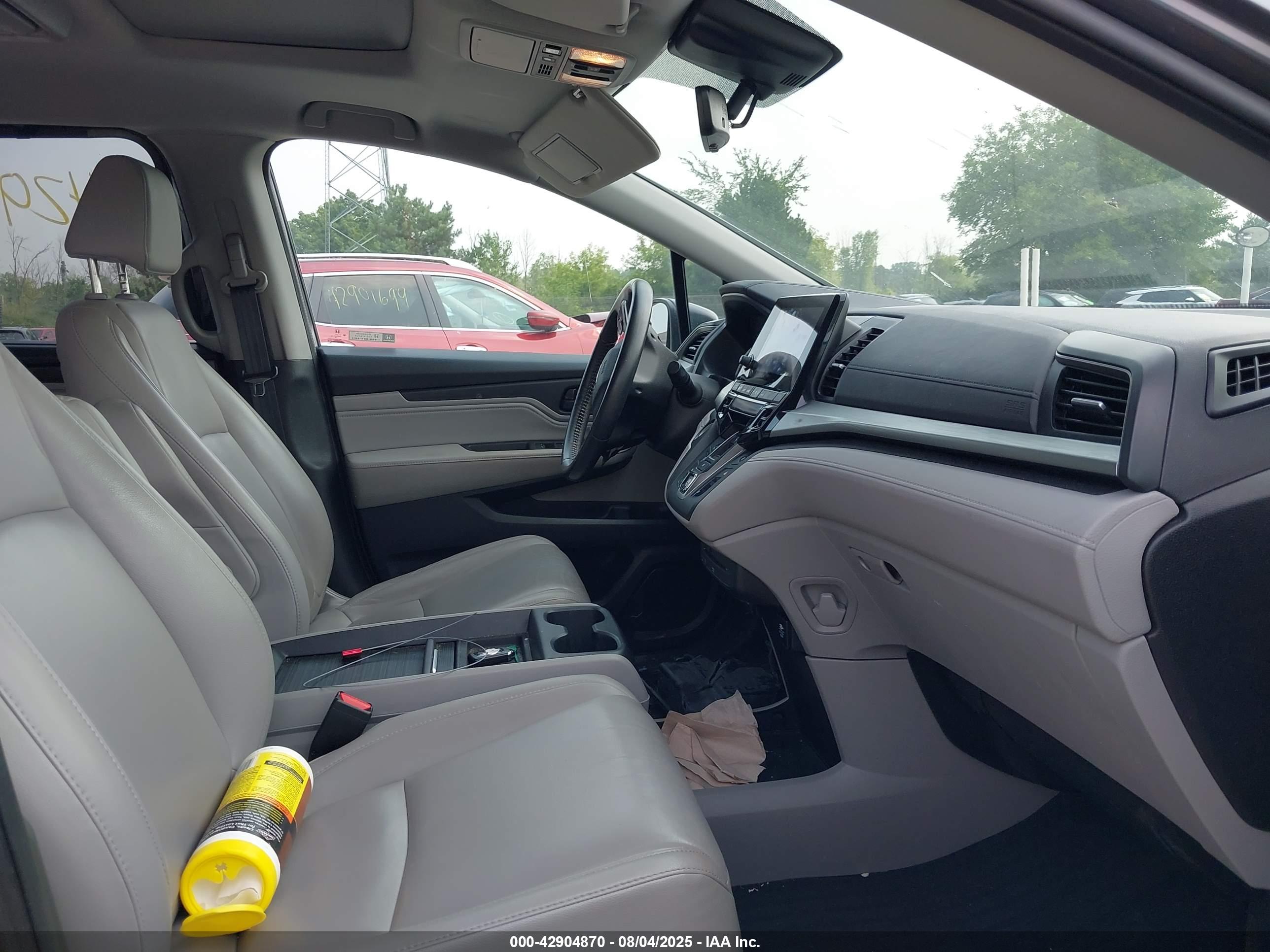 HONDA ODYSSEY image 5