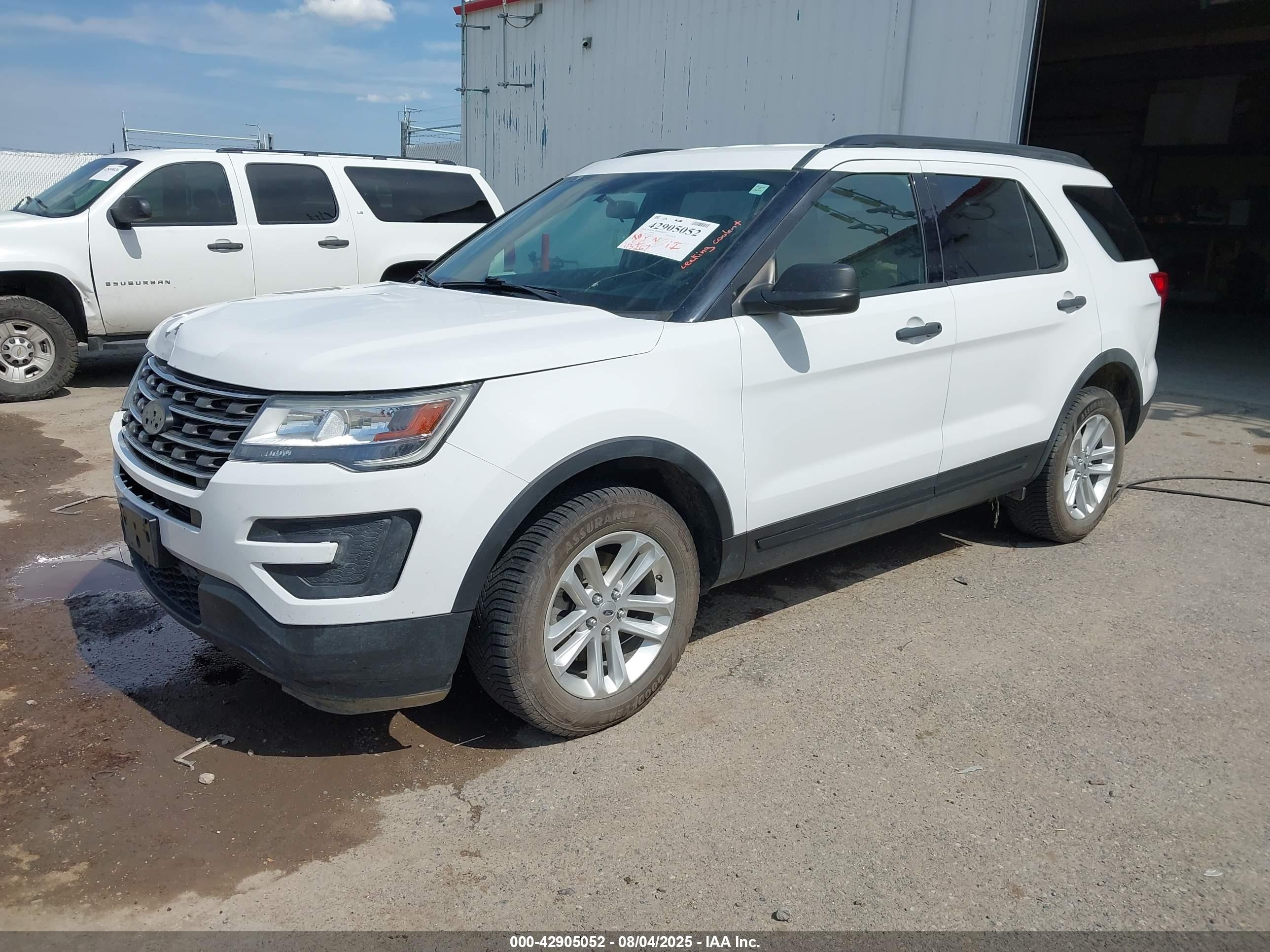FORD EXPLORER image 2