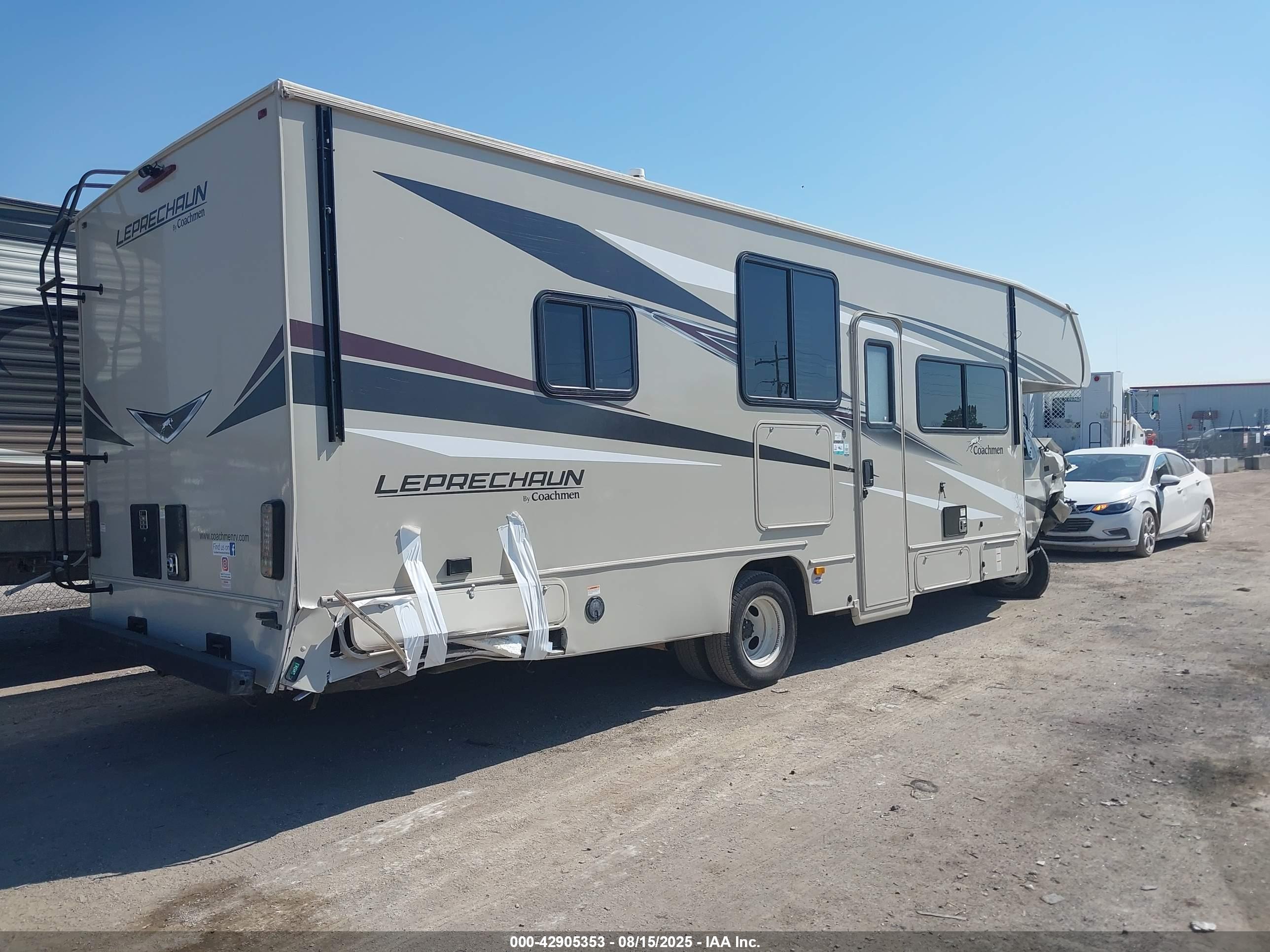 FORD E-450 image 4