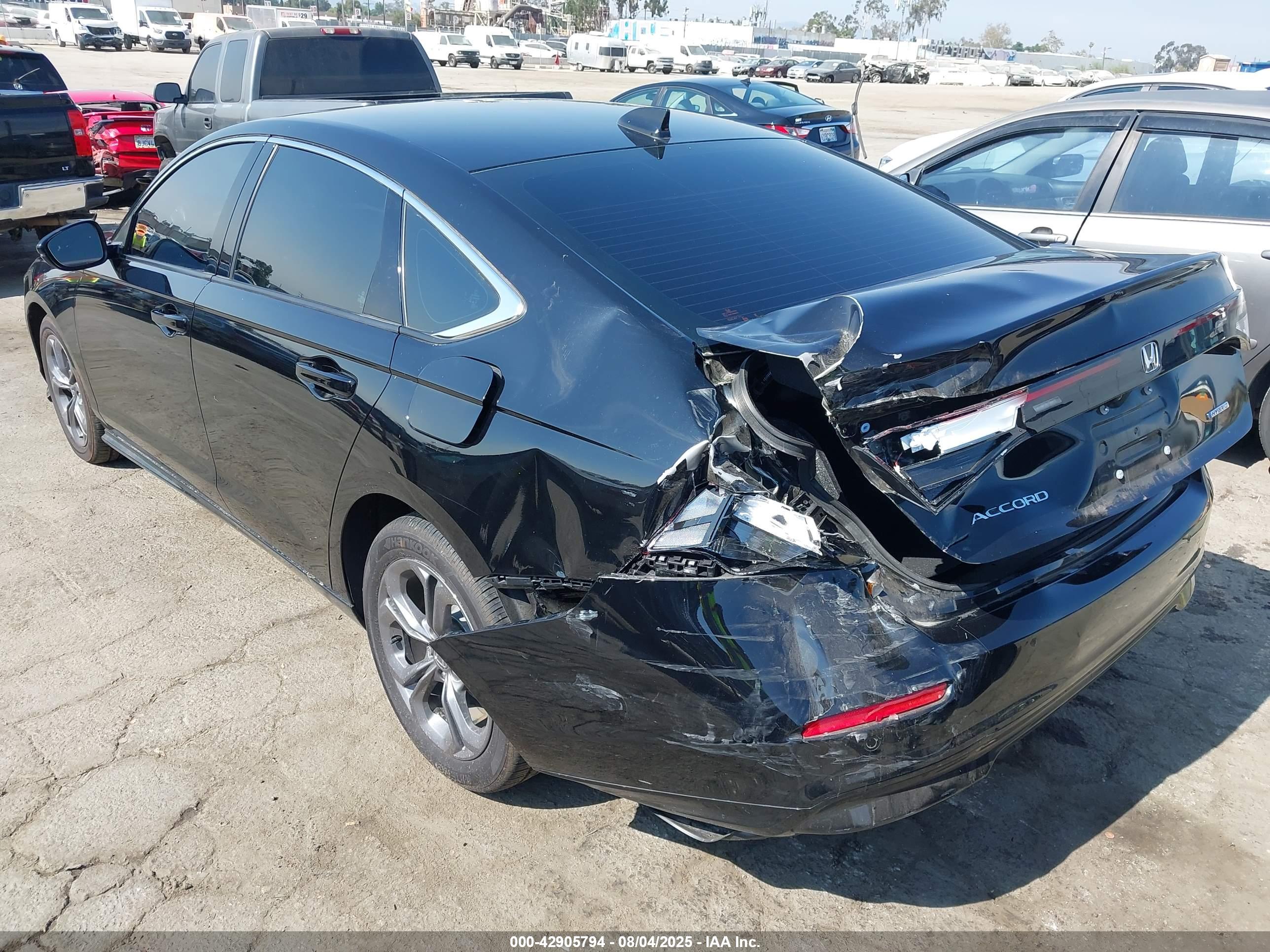 HONDA ACCORD image 3