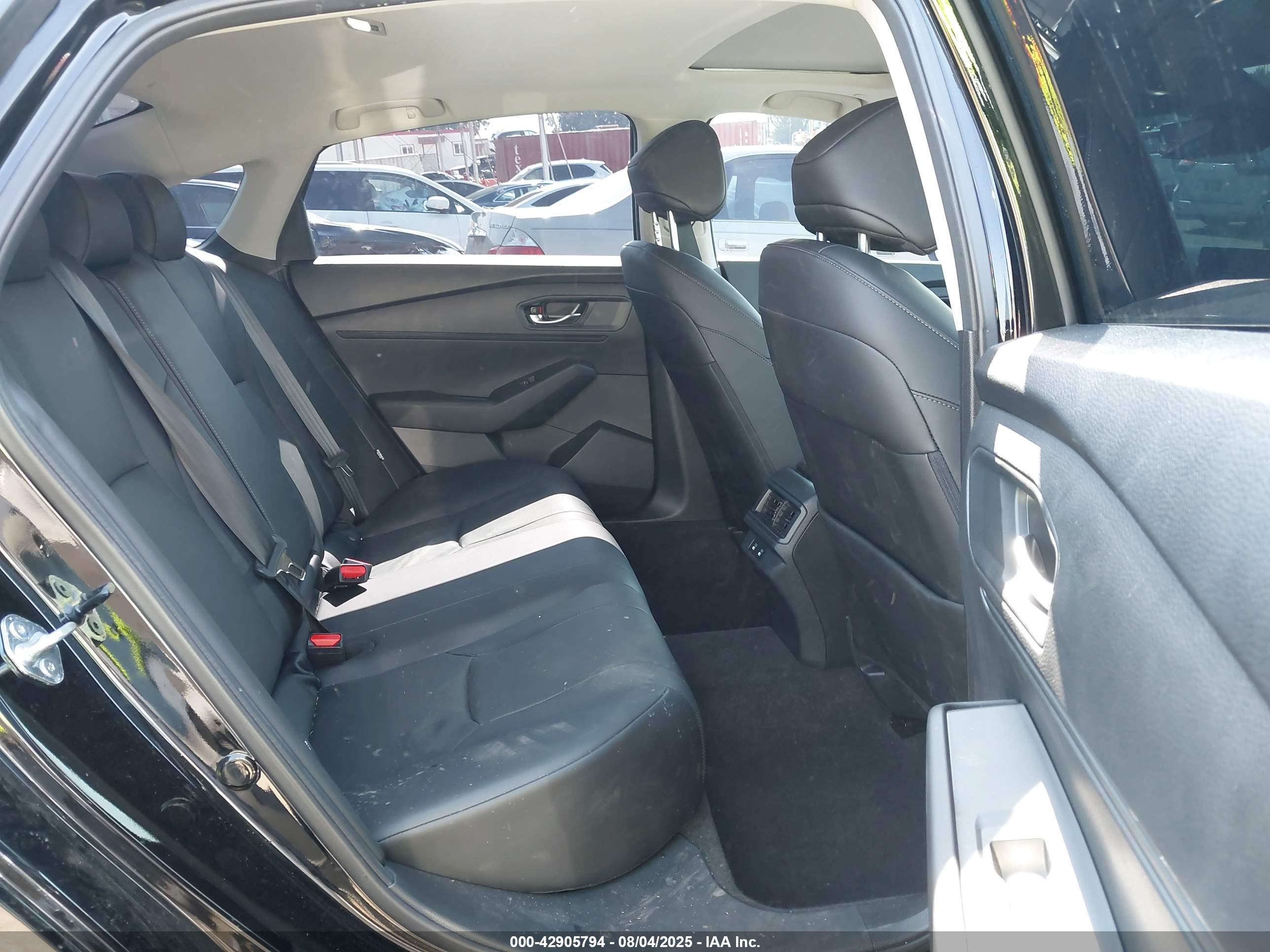 HONDA ACCORD image 8