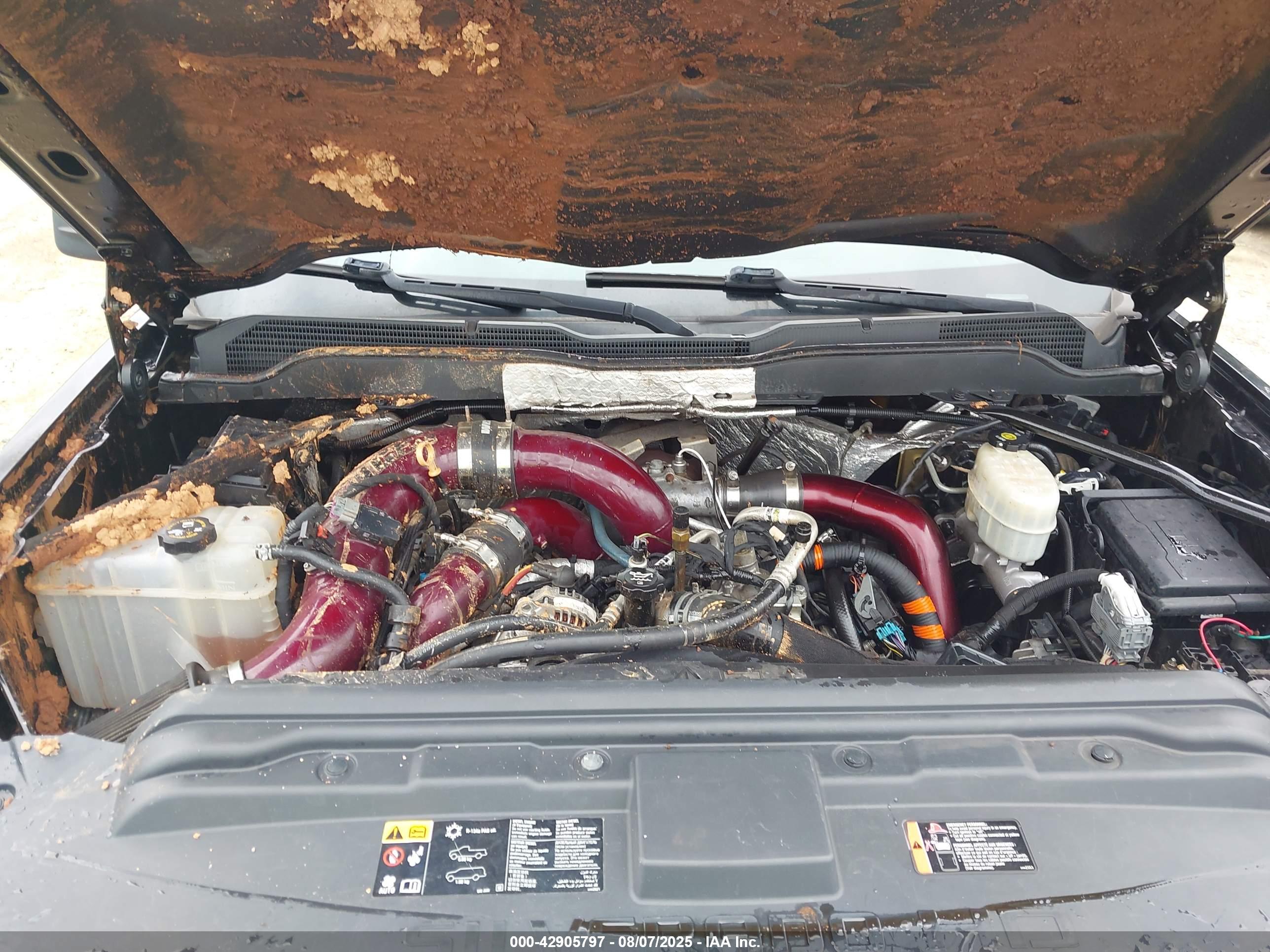 CHEVROLET SILVERADO image 10