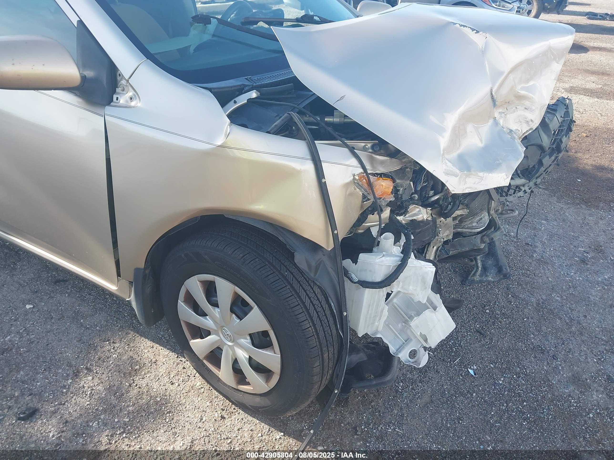 TOYOTA COROLLA image 6