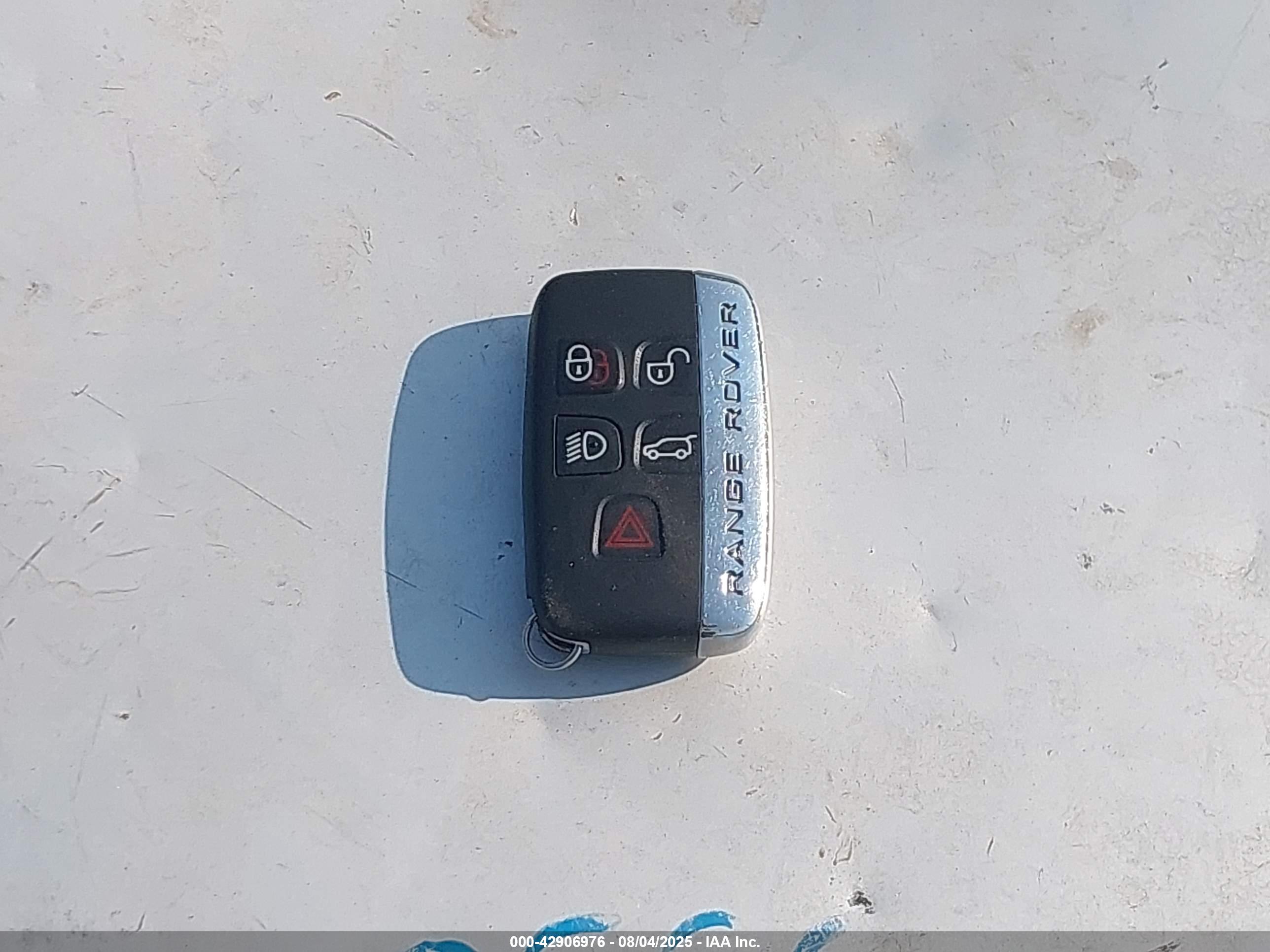 LAND ROVER image 11