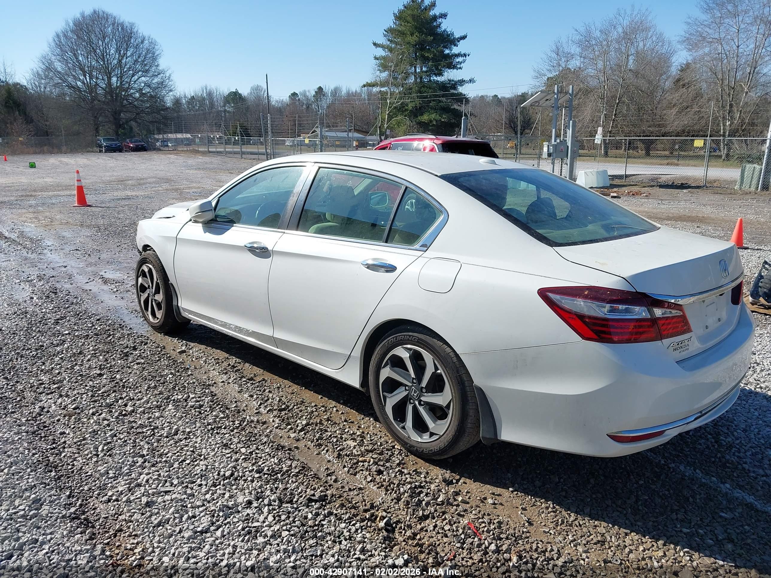 HONDA ACCORD image 3