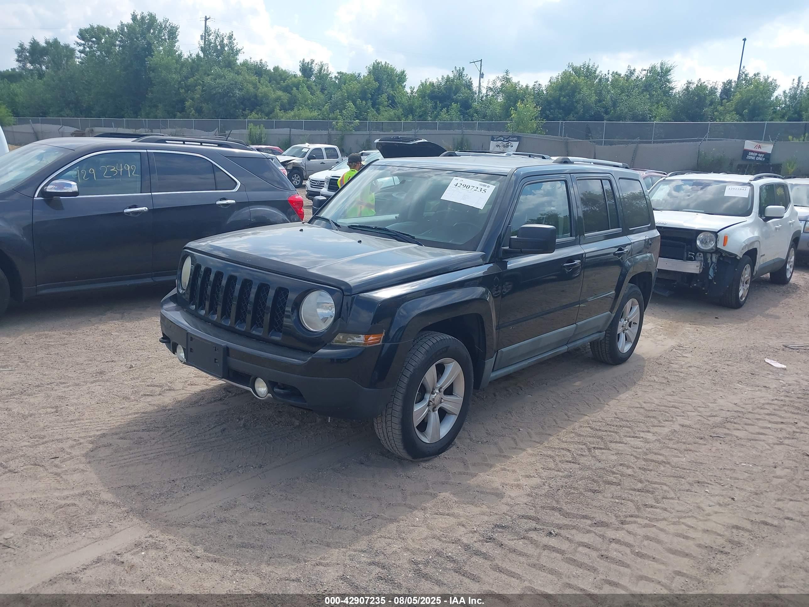 JEEP PATRIOT image 2