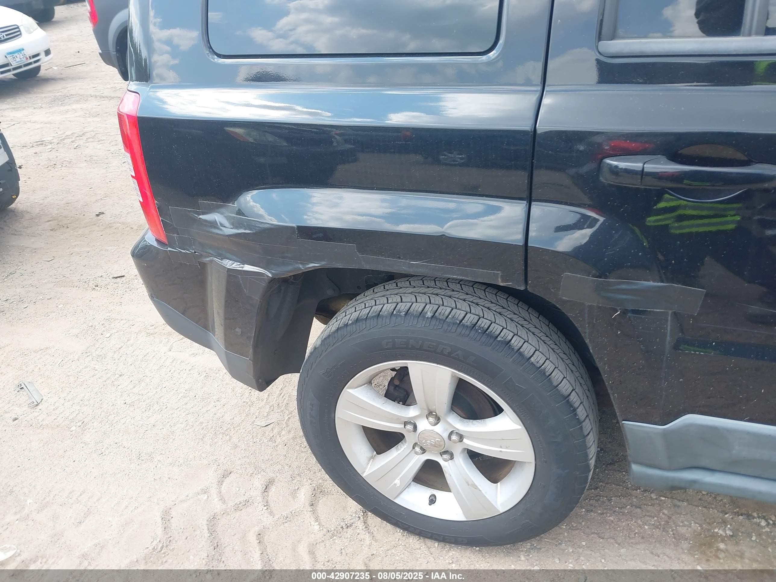 JEEP PATRIOT image 6