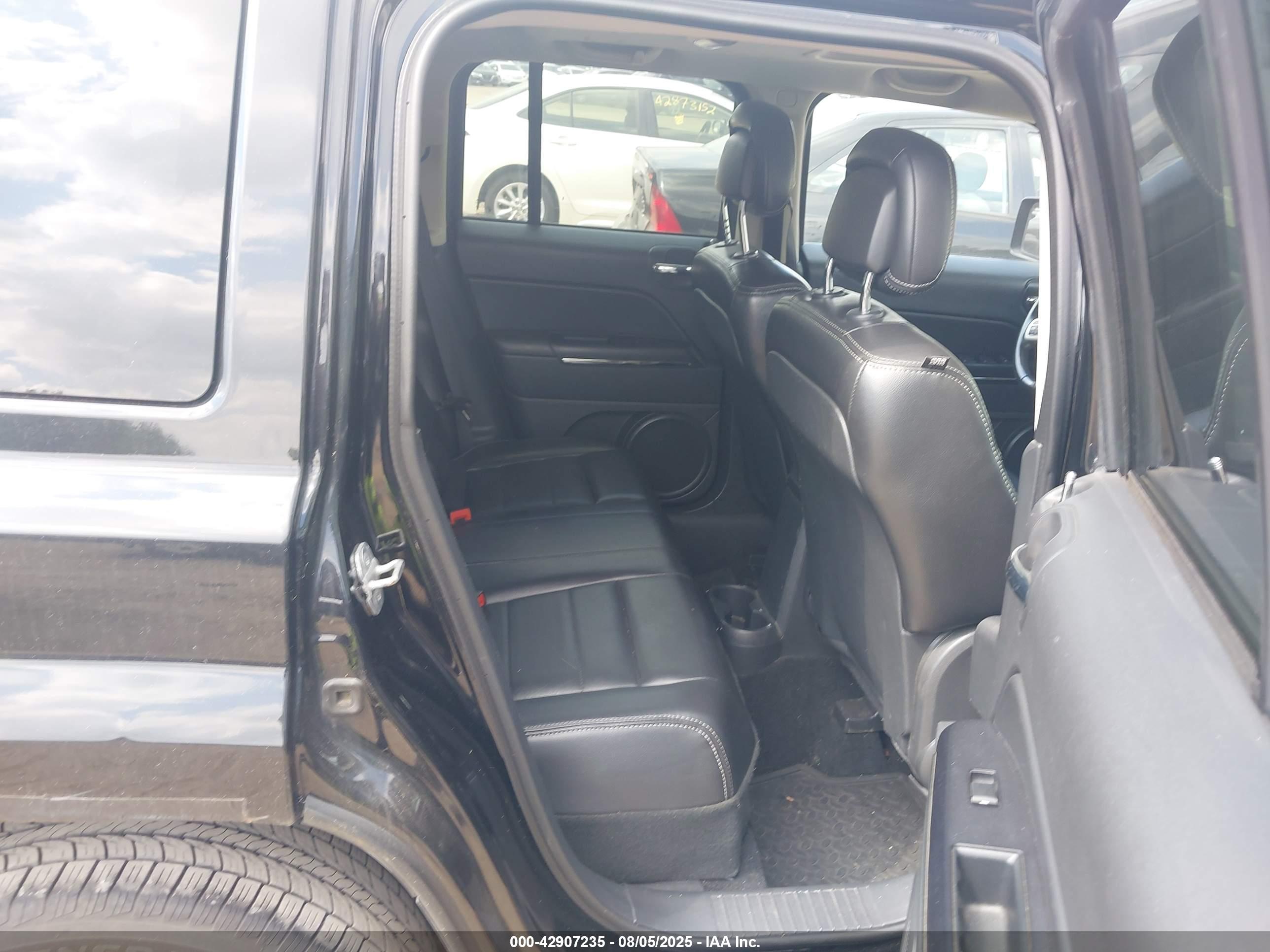 JEEP PATRIOT image 8
