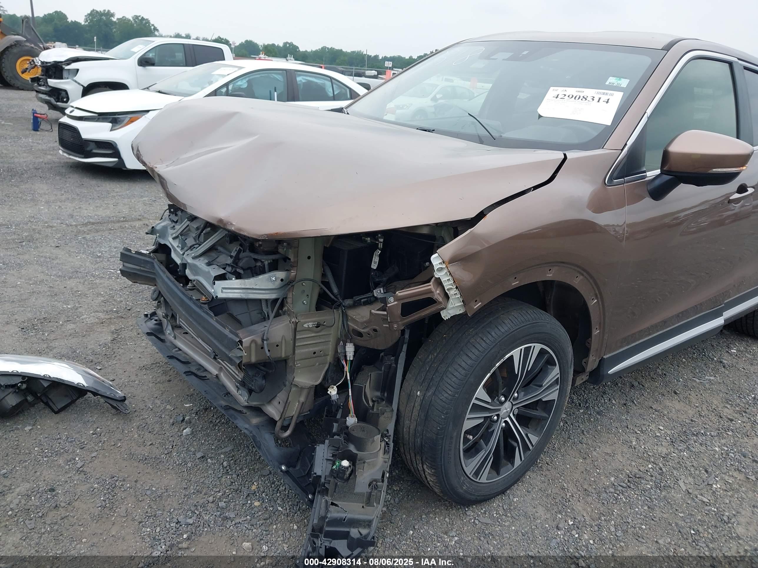 MITSUBISHI ECLIPSE image 6