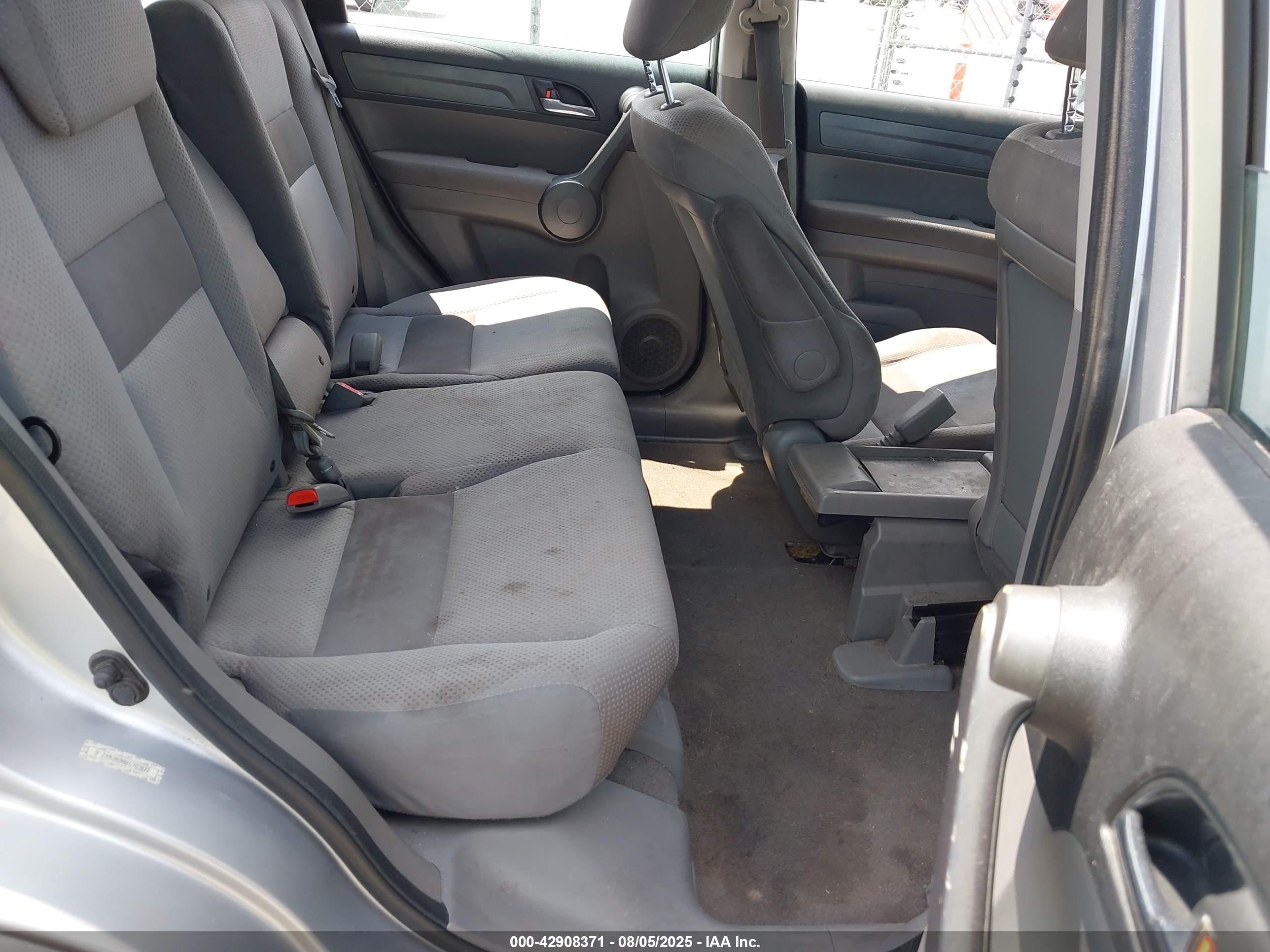 HONDA CR-V image 8