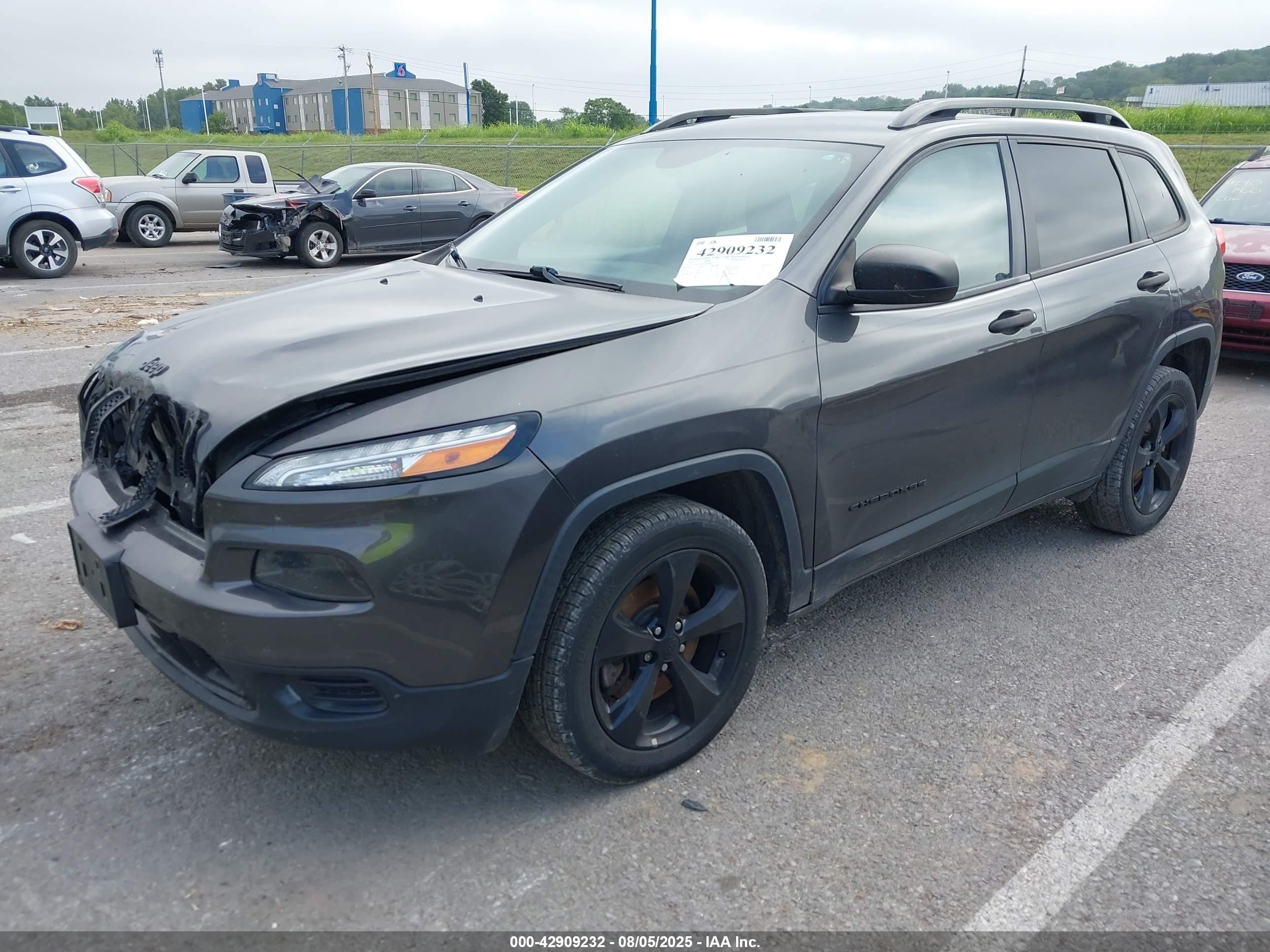 JEEP CHEROKEE image 2