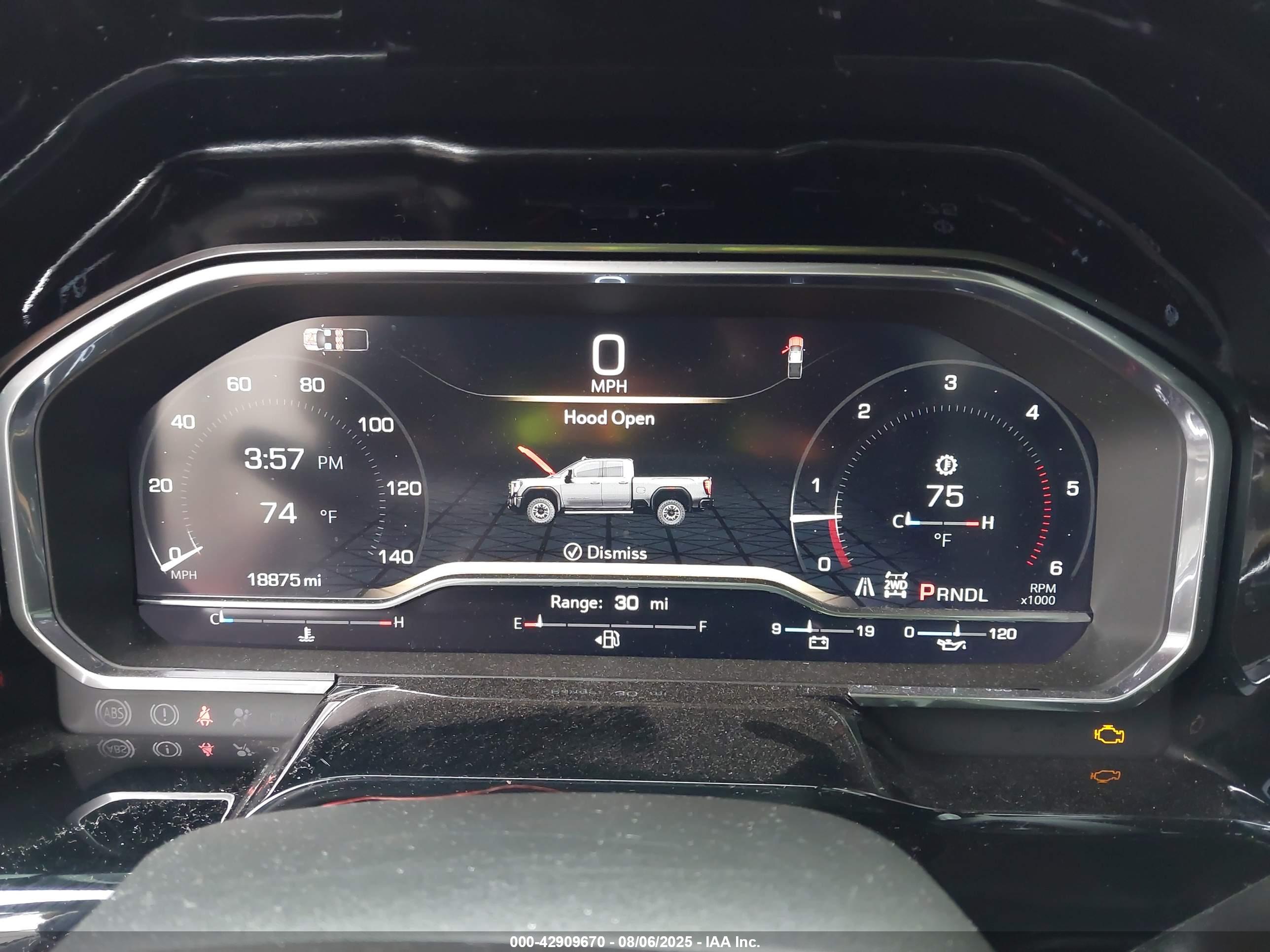 GMC SIERRA image 7