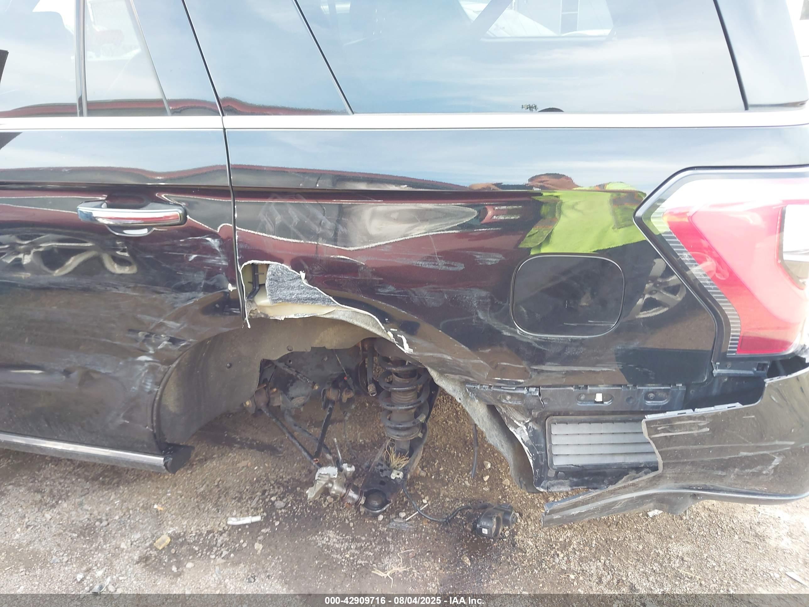 FORD EXPEDITION image 6