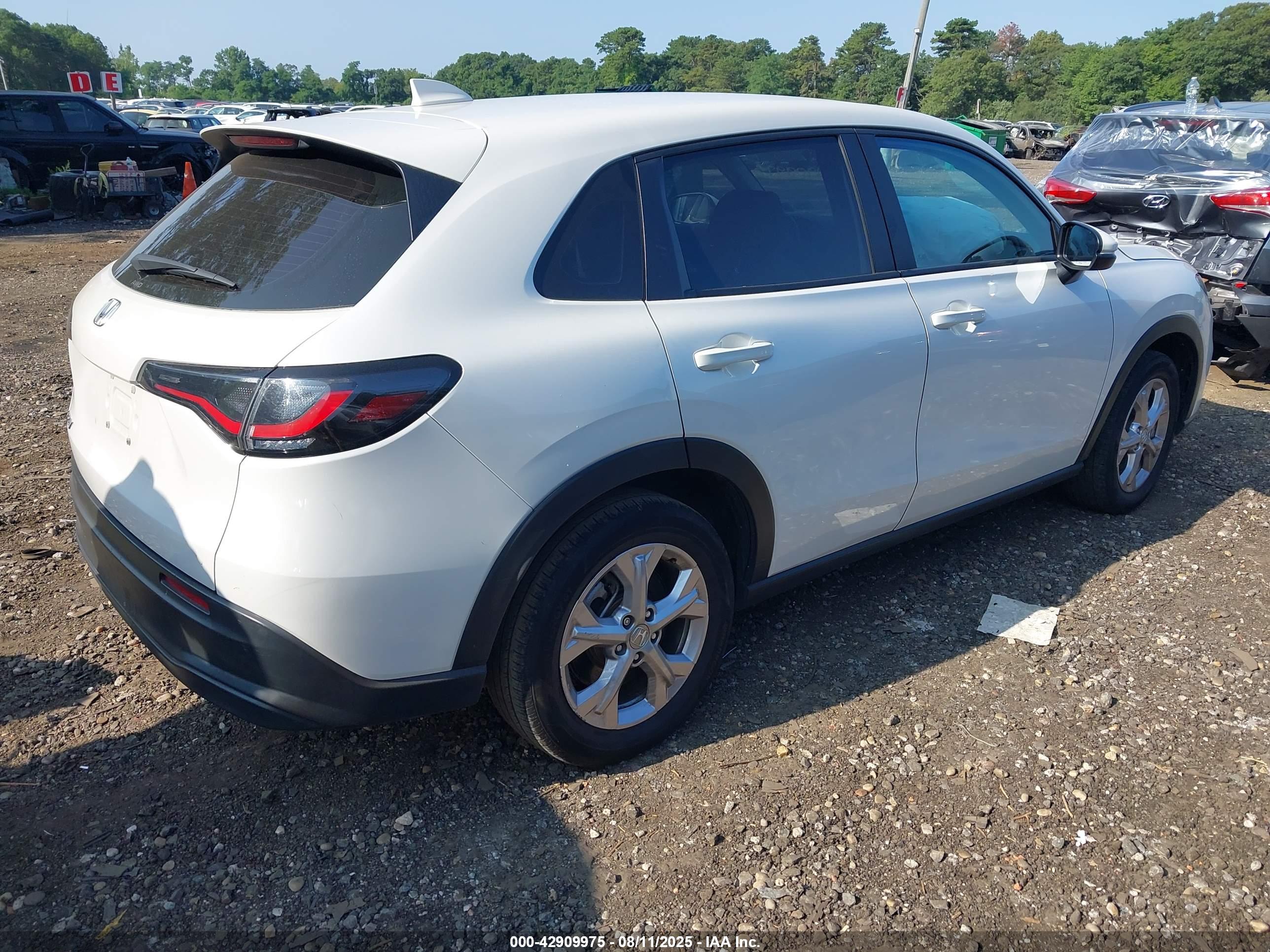 HONDA HR-V image 4