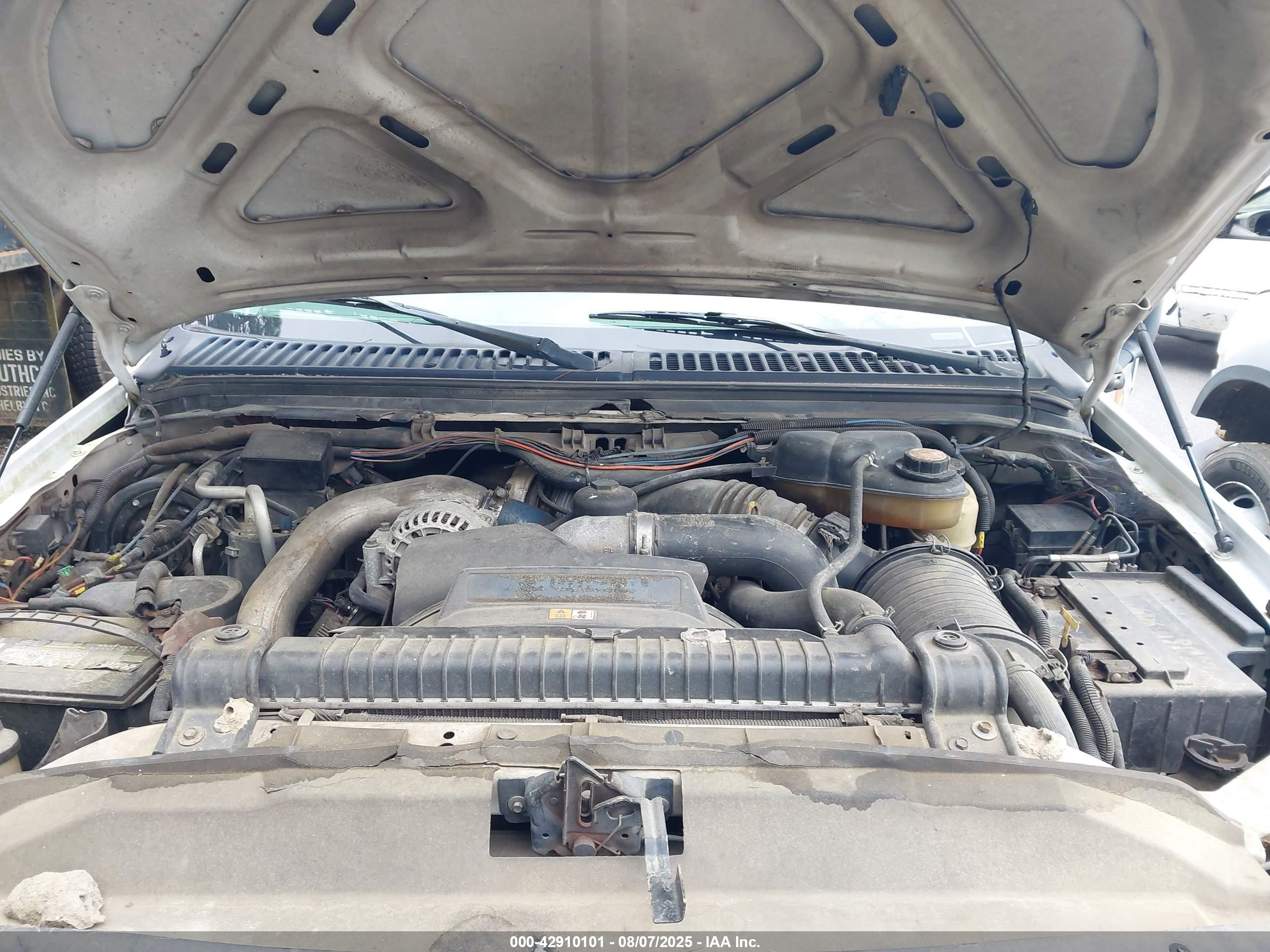 FORD F-550 image 10