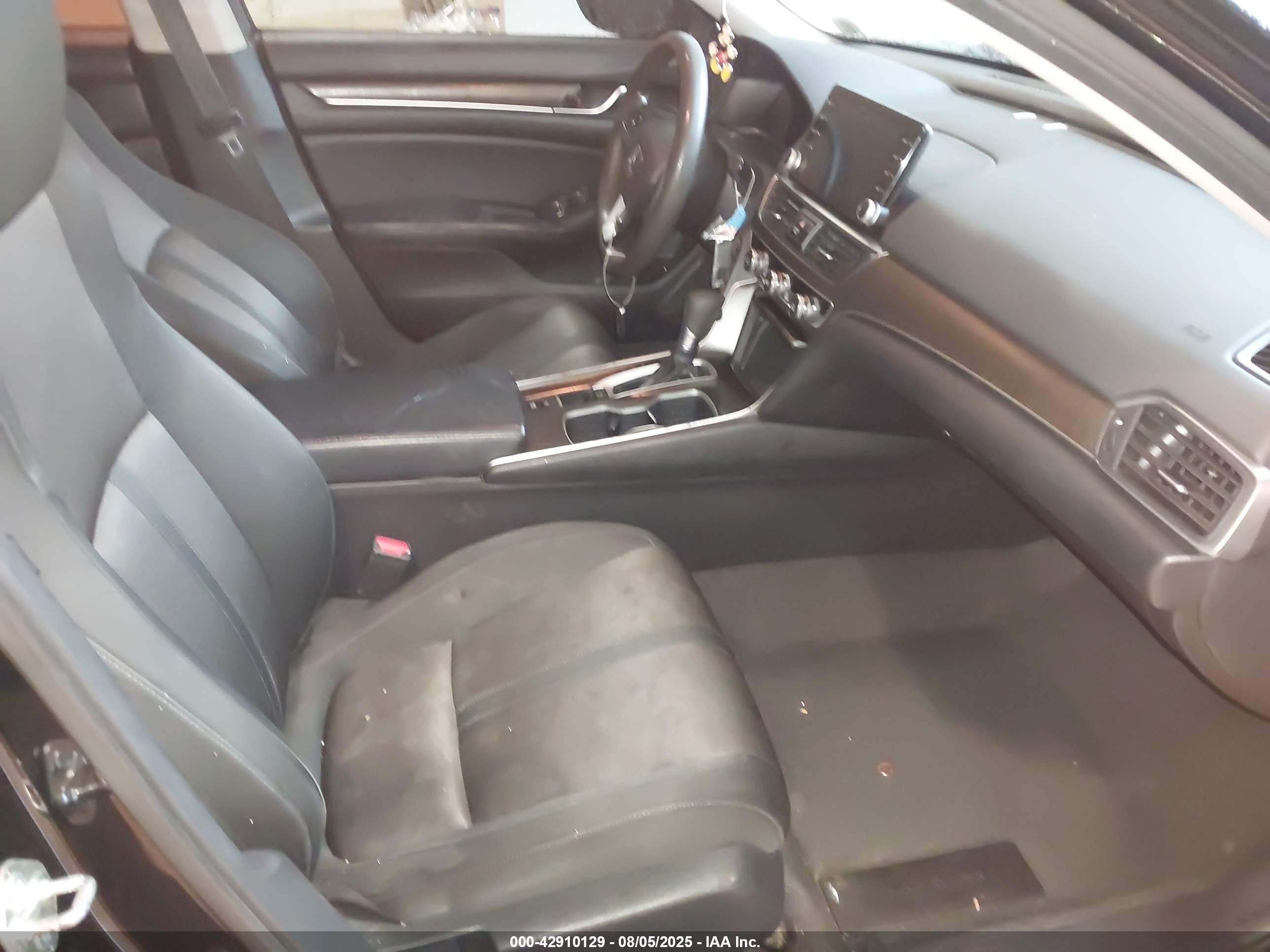 HONDA ACCORD image 5