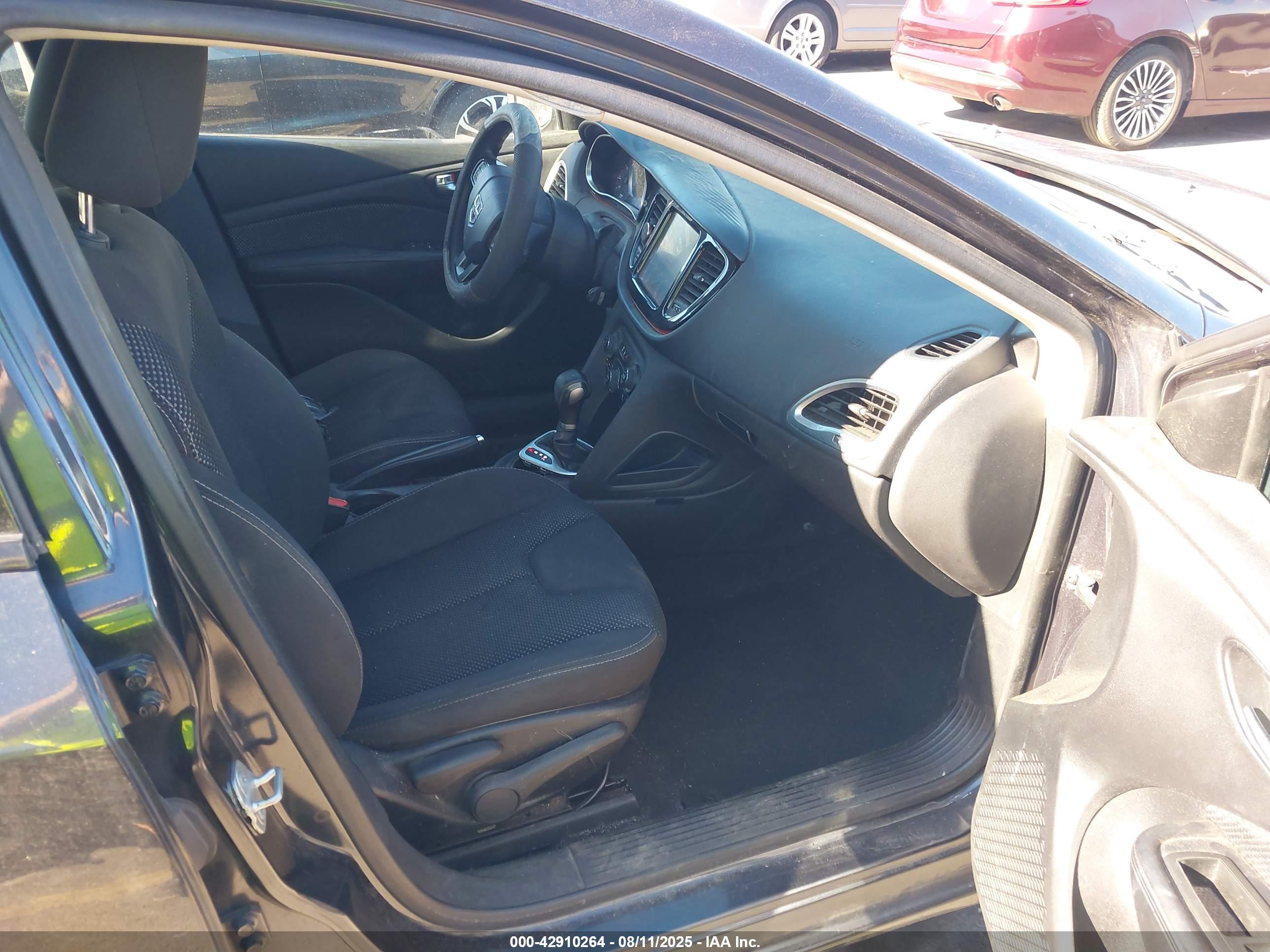 DODGE DART image 5