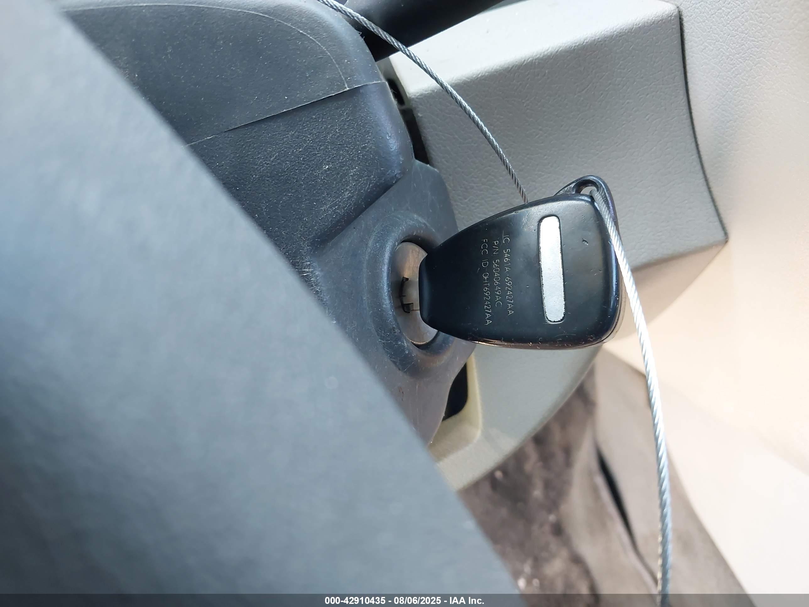 DODGE CALIBER image 11