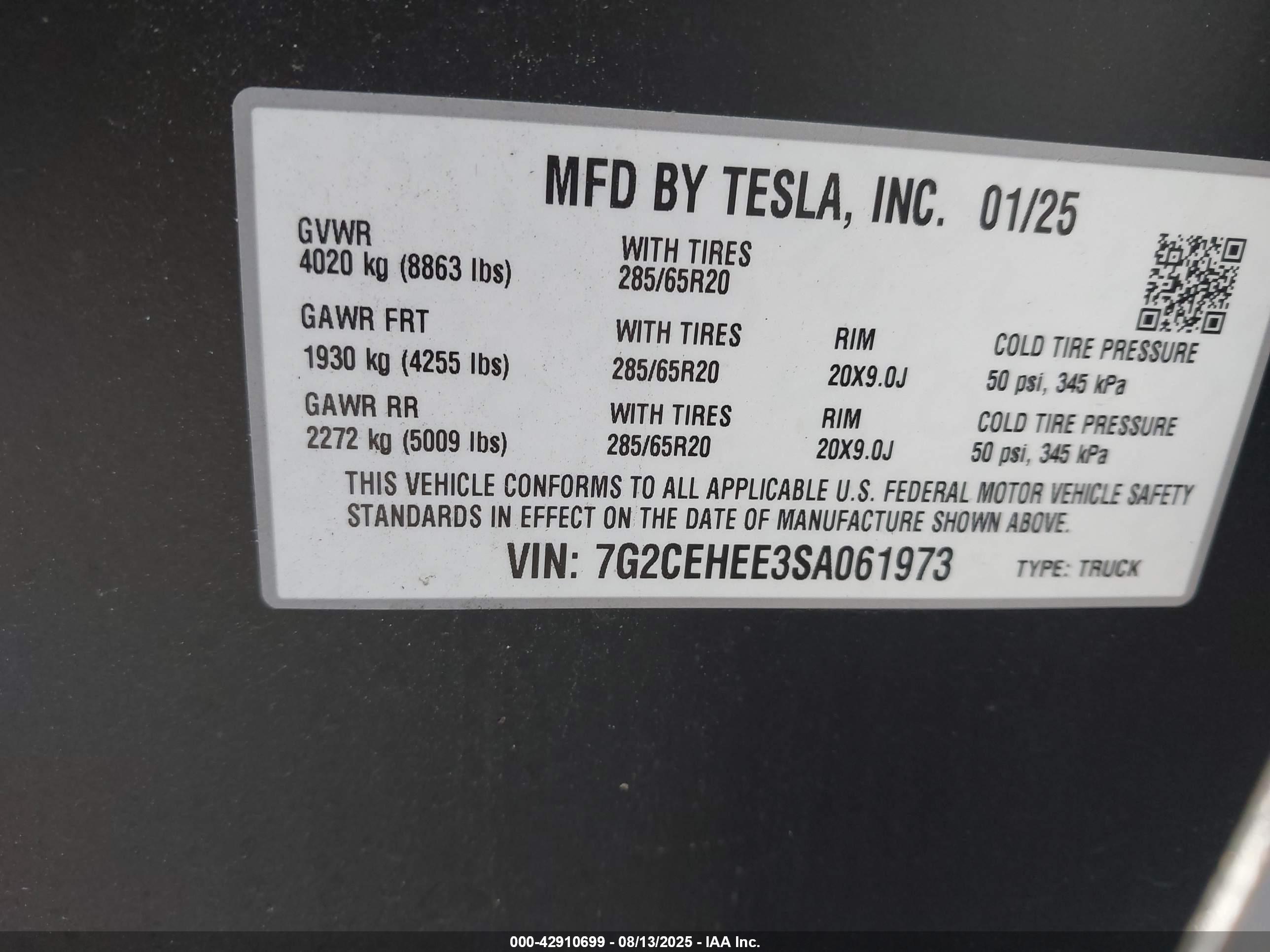 TESLA CYBERTRUCK image 9