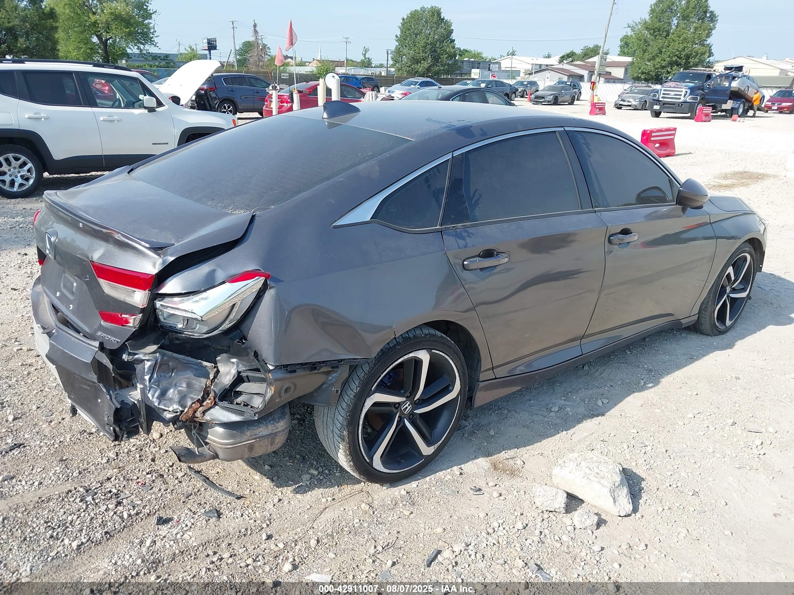HONDA ACCORD image 4