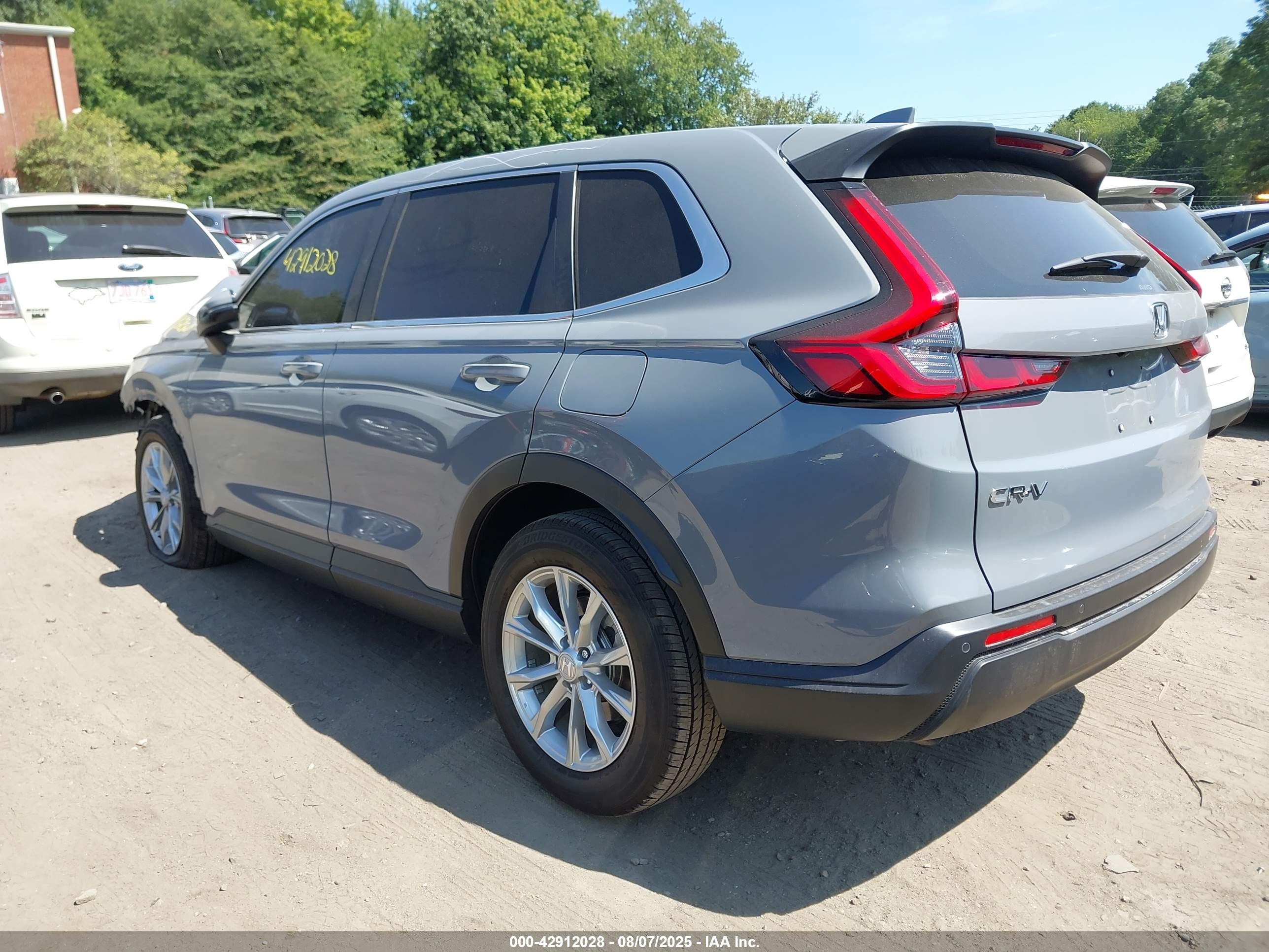 HONDA CR-V image 3