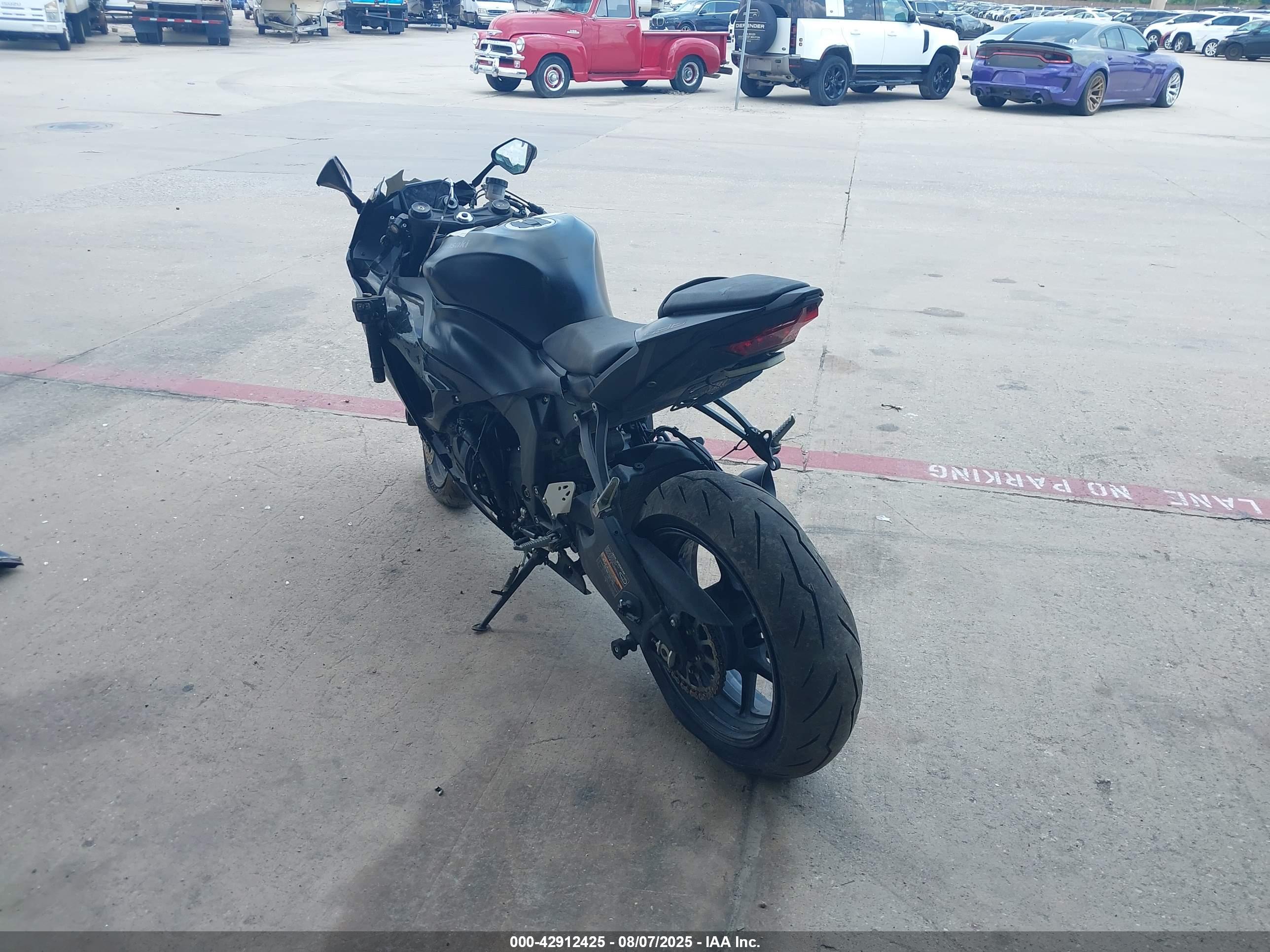 KAWASAKI ZX636 image 3
