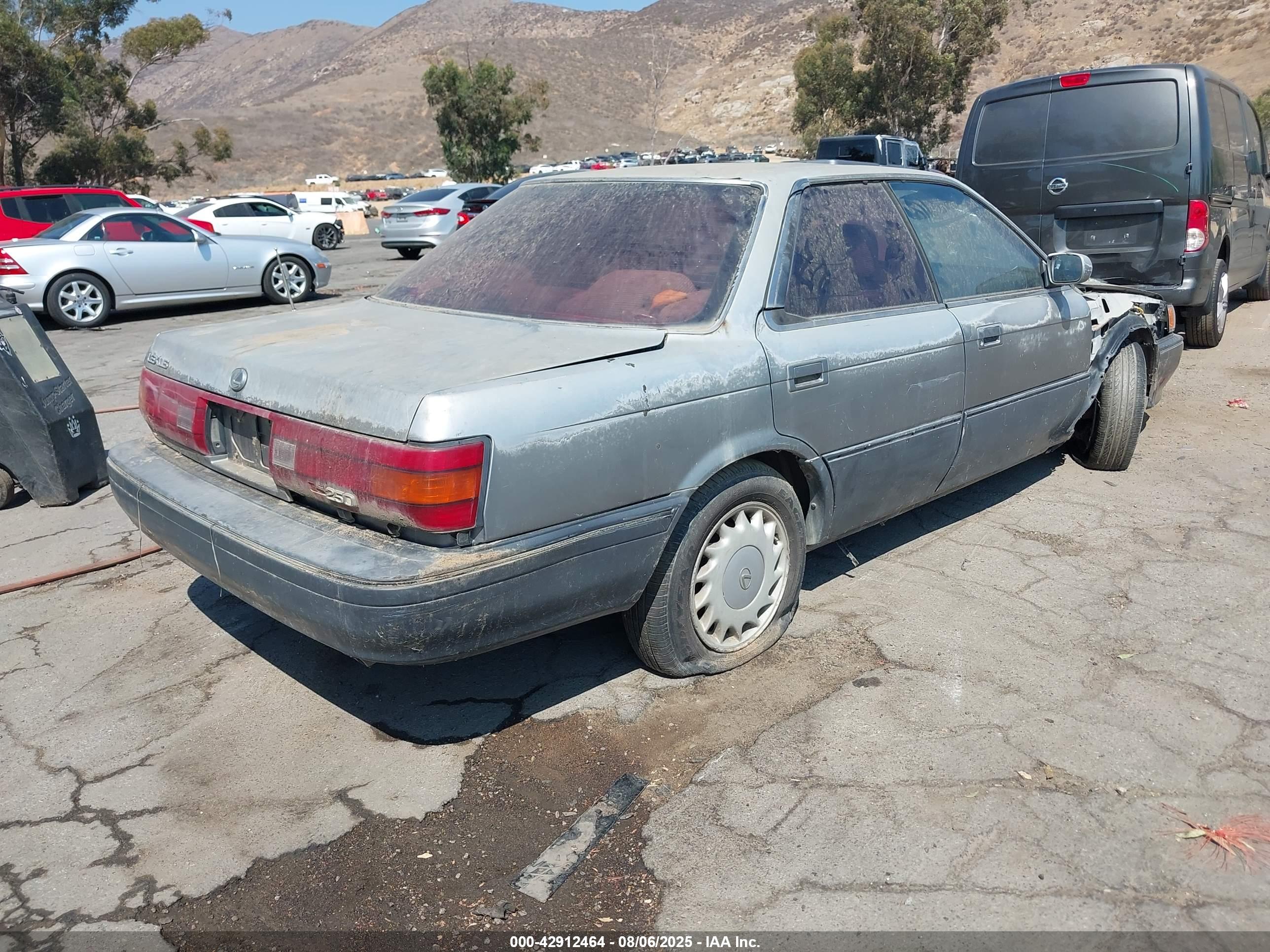 LEXUS ES image 4