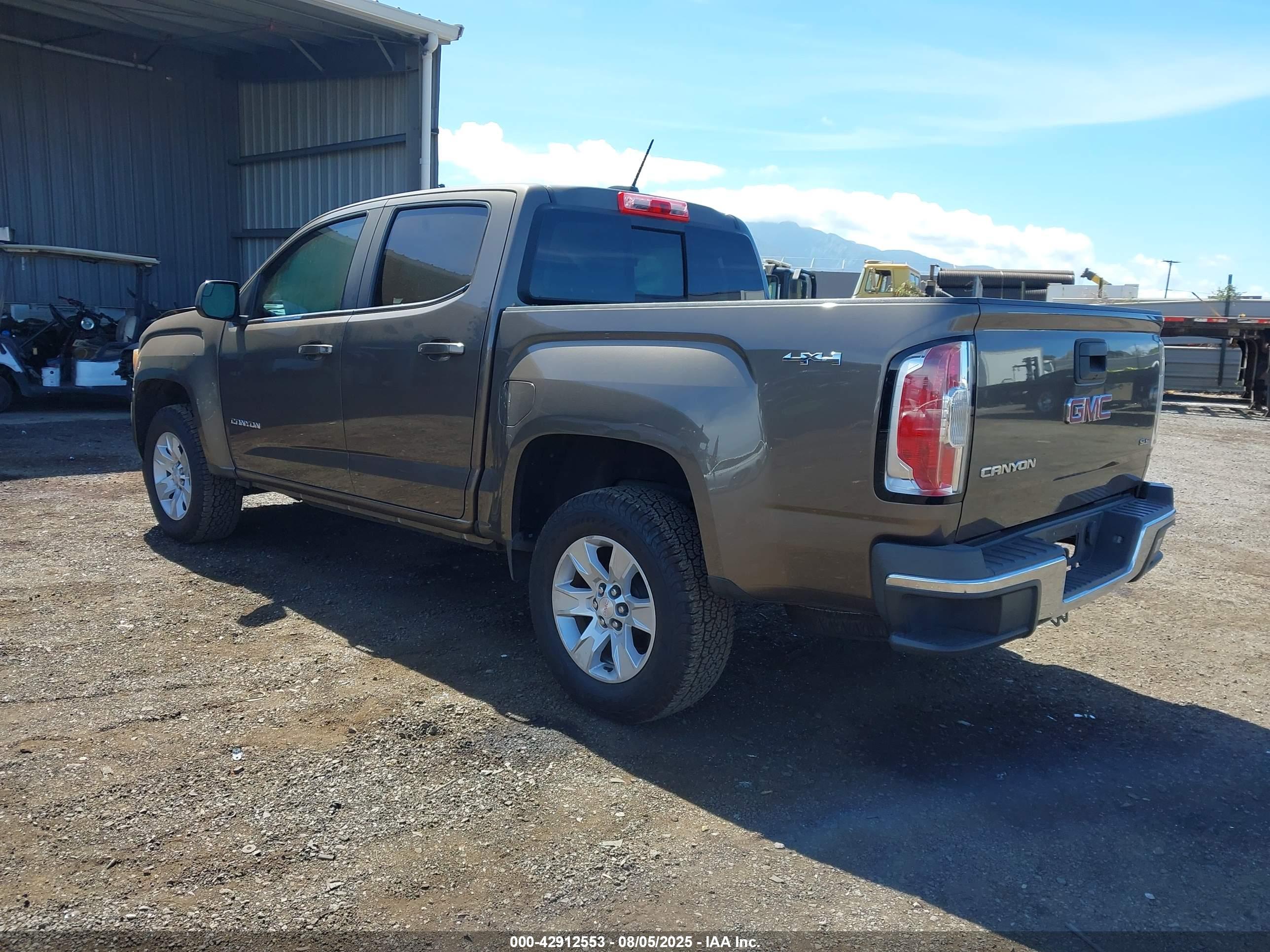 GMC CANYON image 3