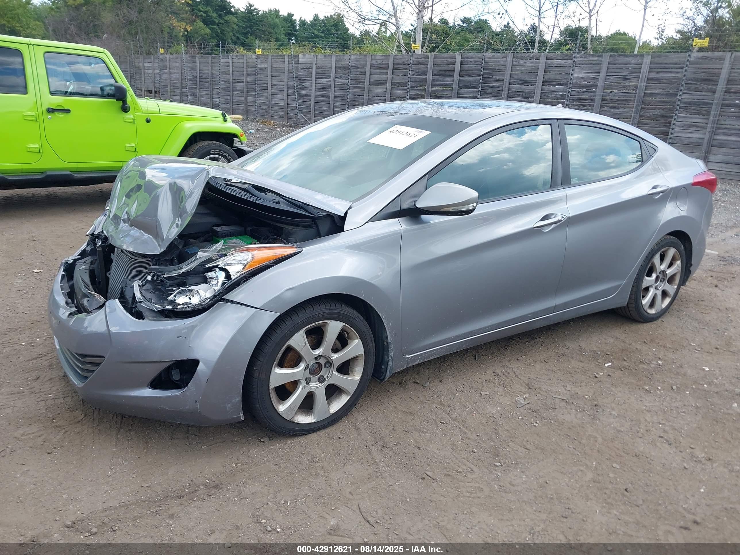 HYUNDAI ELANTRA image 2