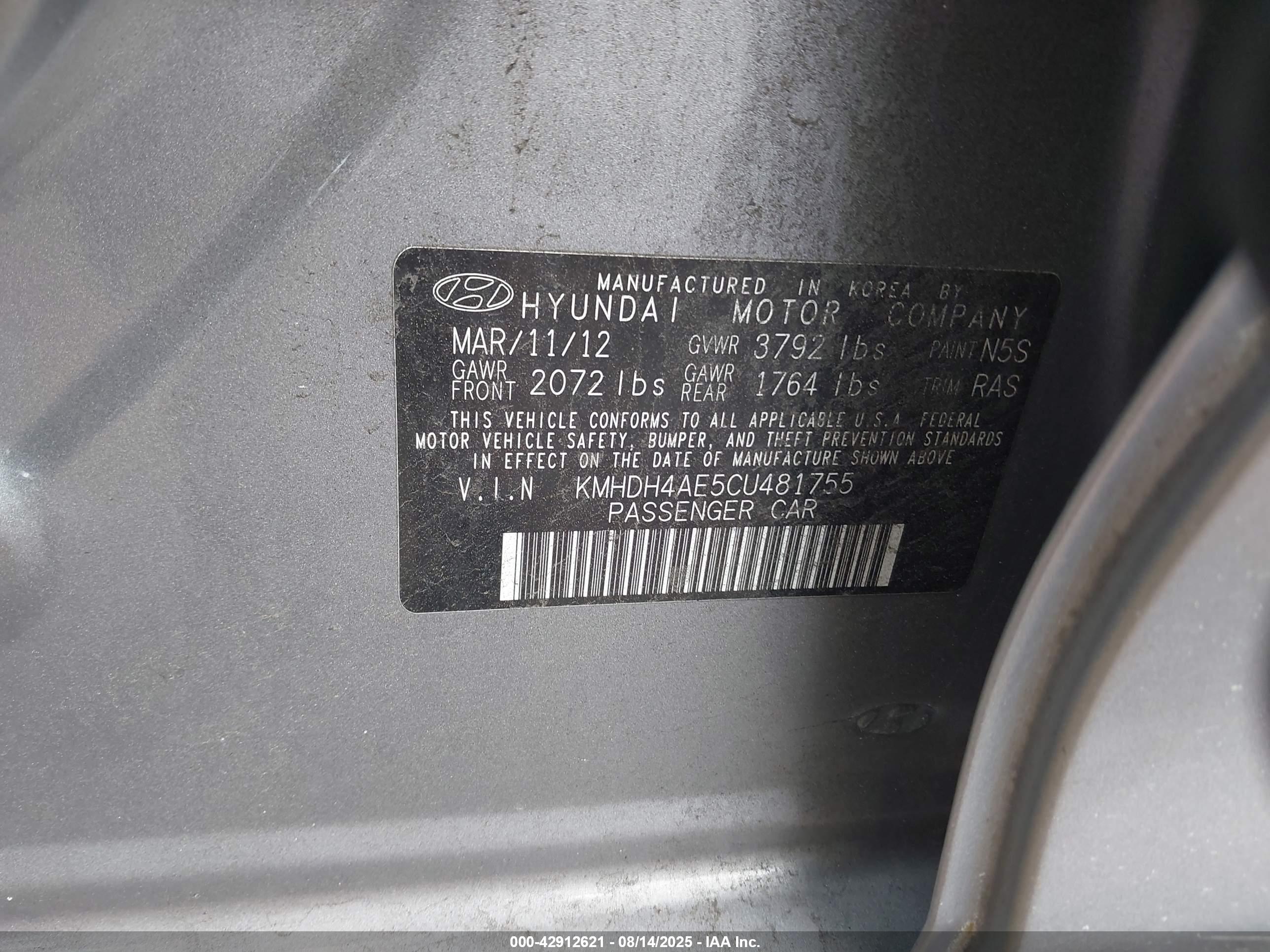 HYUNDAI ELANTRA image 9