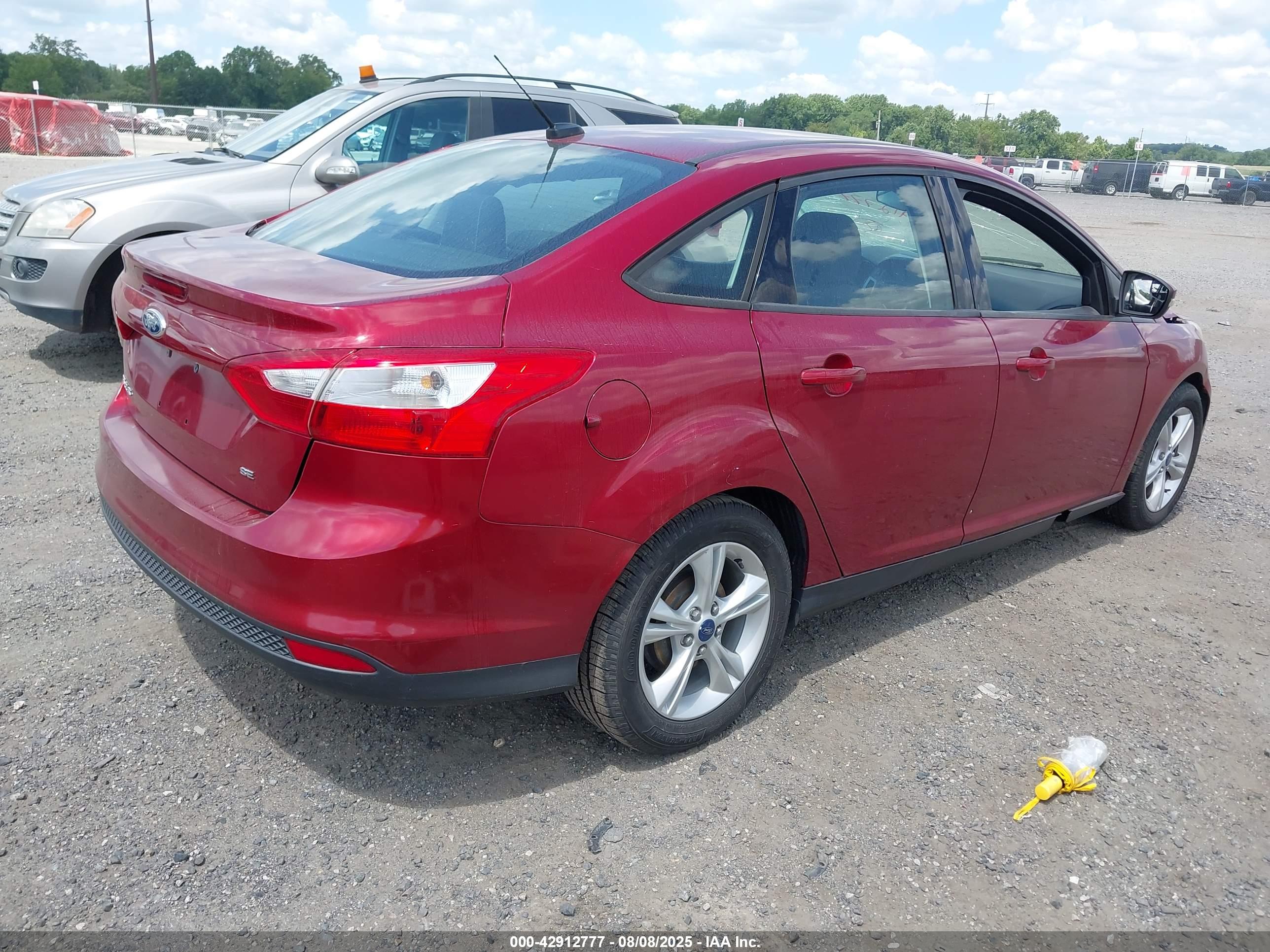 FORD FOCUS image 4
