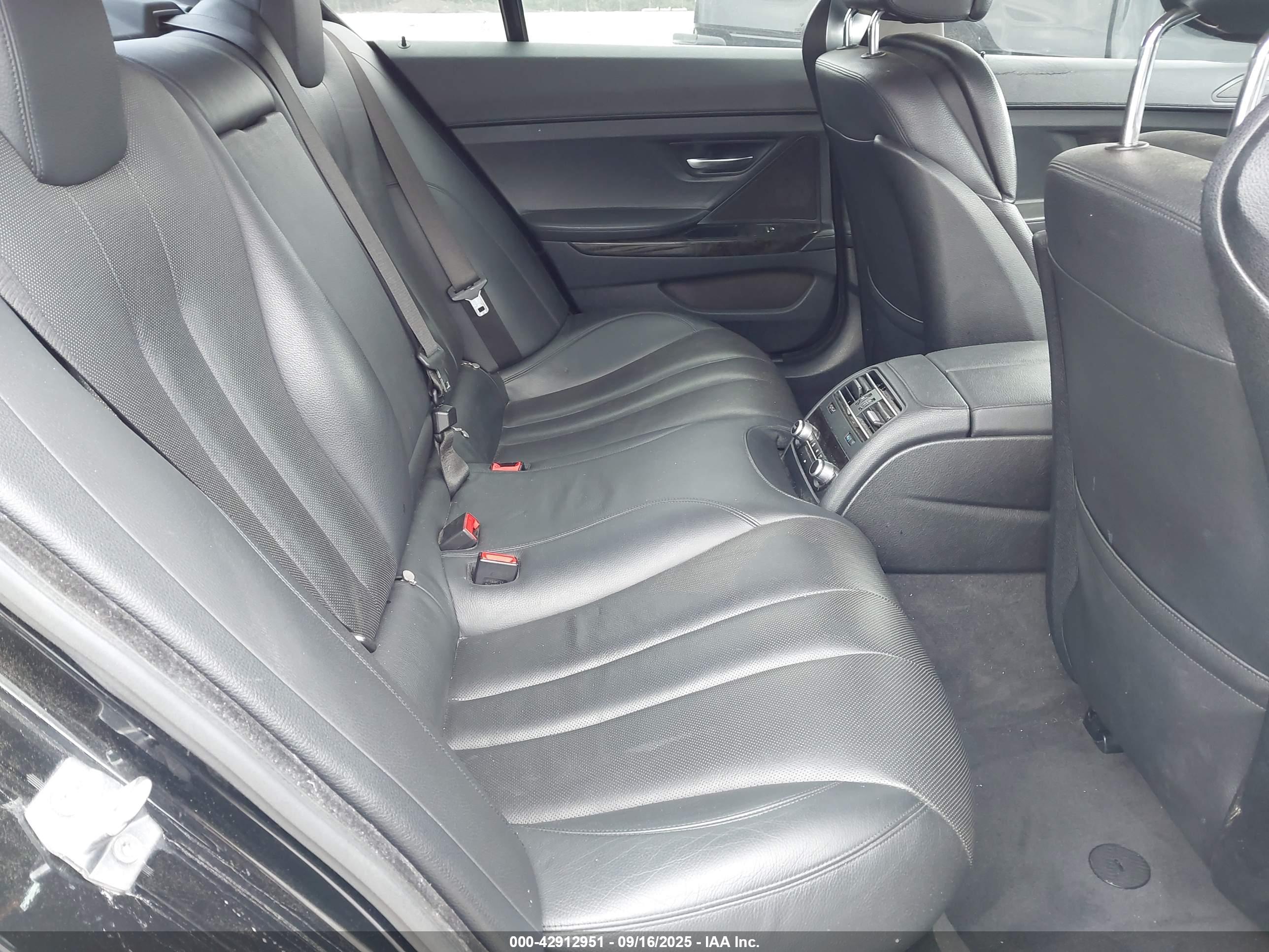 BMW 640I image 8