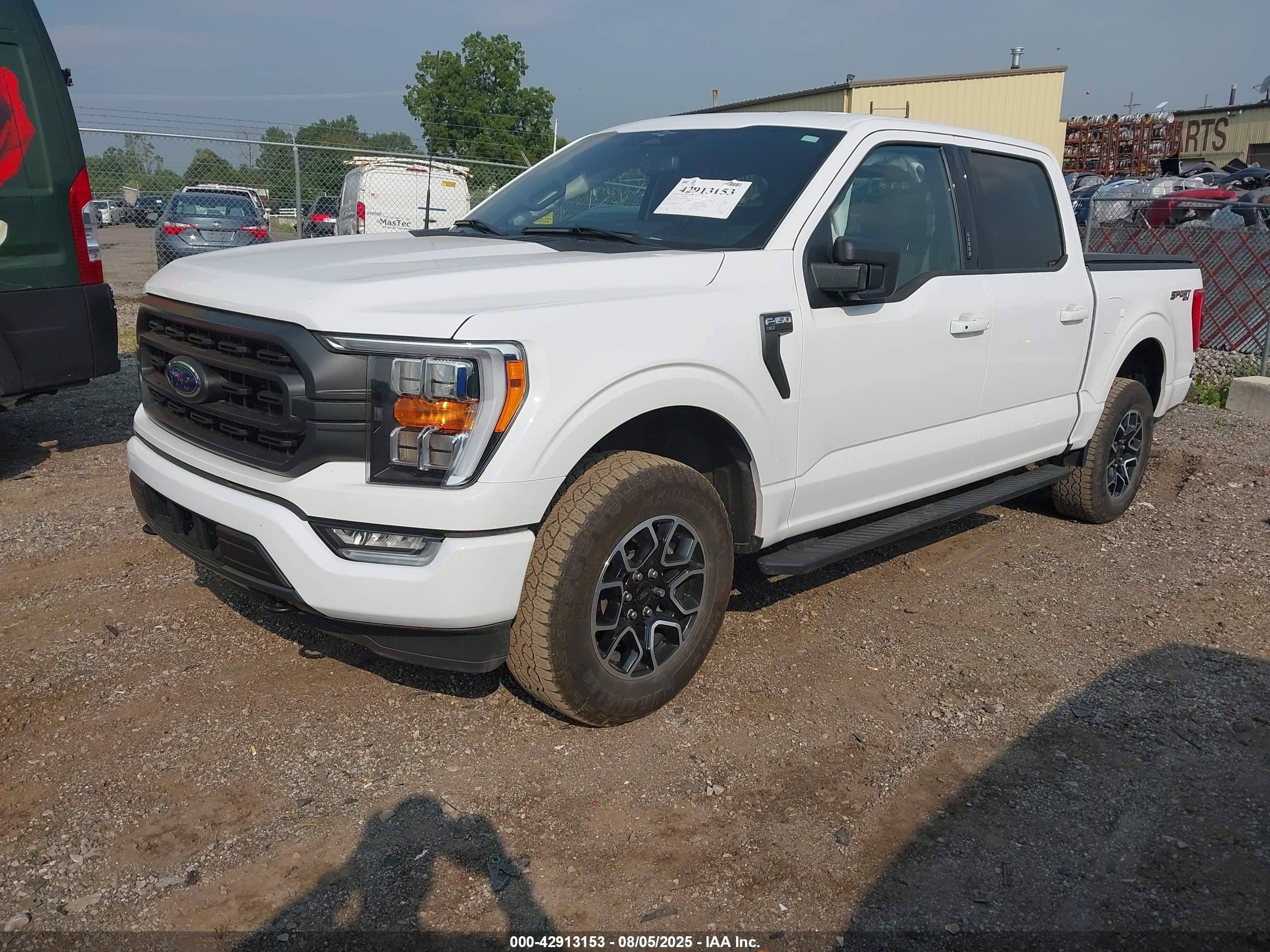 FORD F-150 image 2
