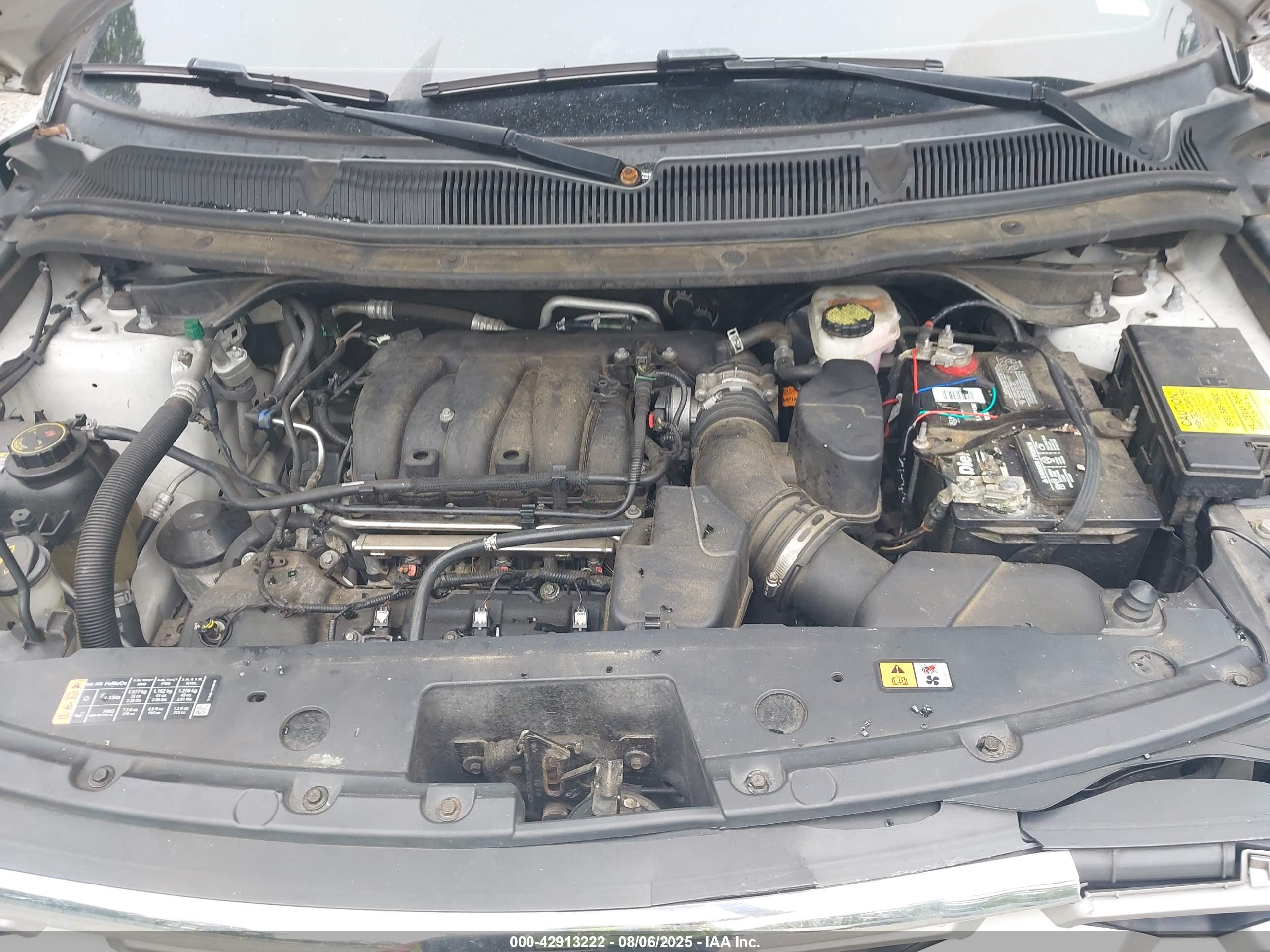 FORD EXPLORER image 10