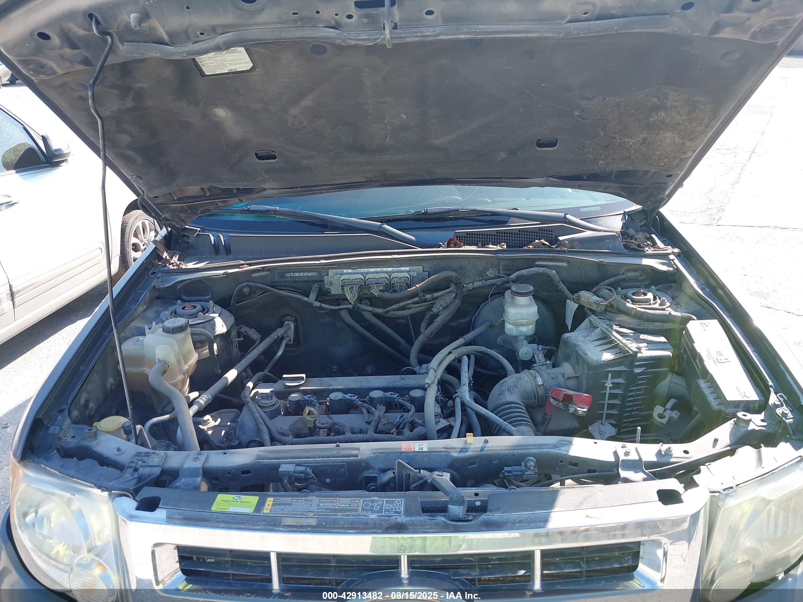 FORD ESCAPE image 10