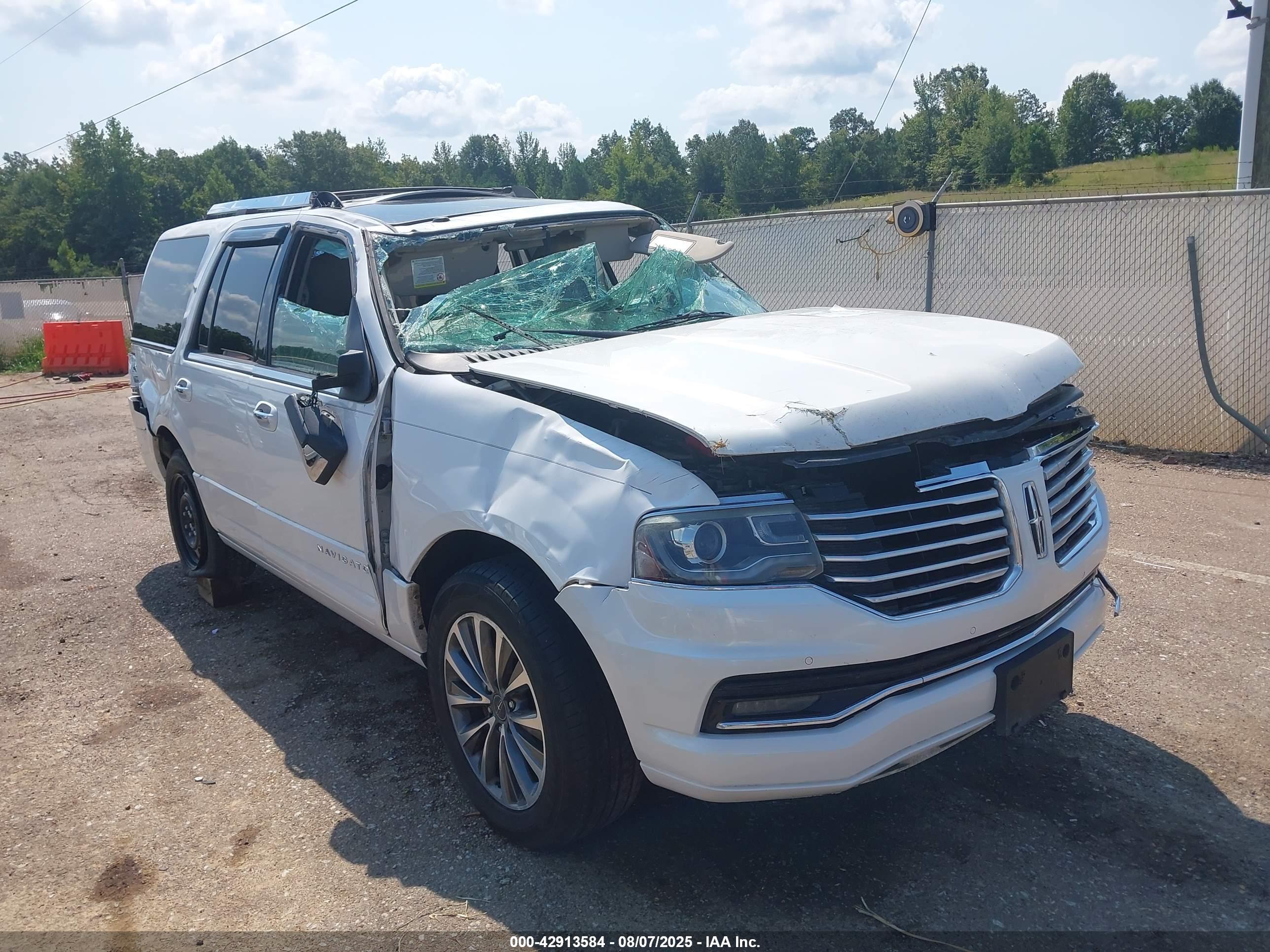 LINCOLN NAVIGATOR image 6