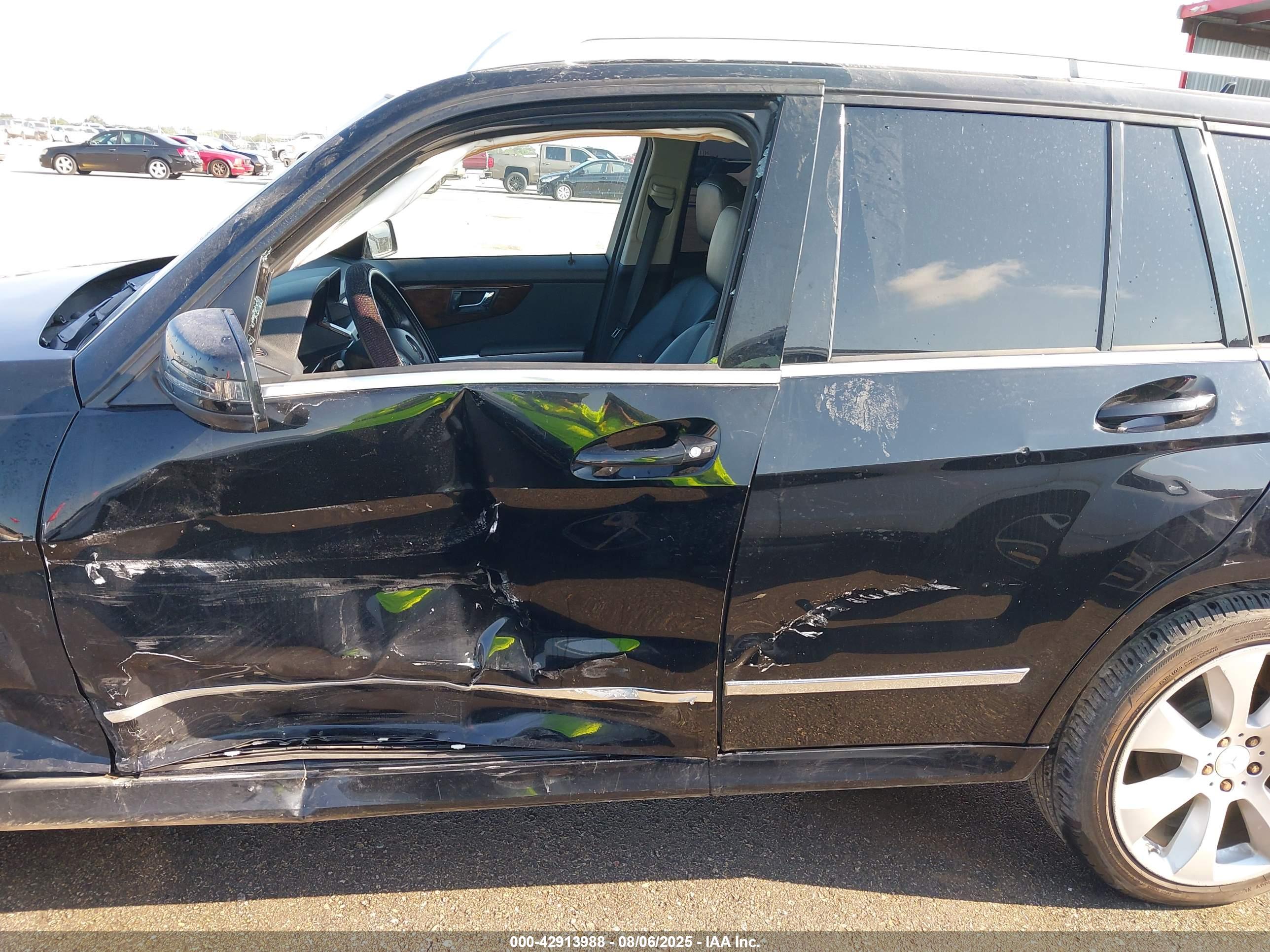 MERCEDES-BENZ GLK image 6
