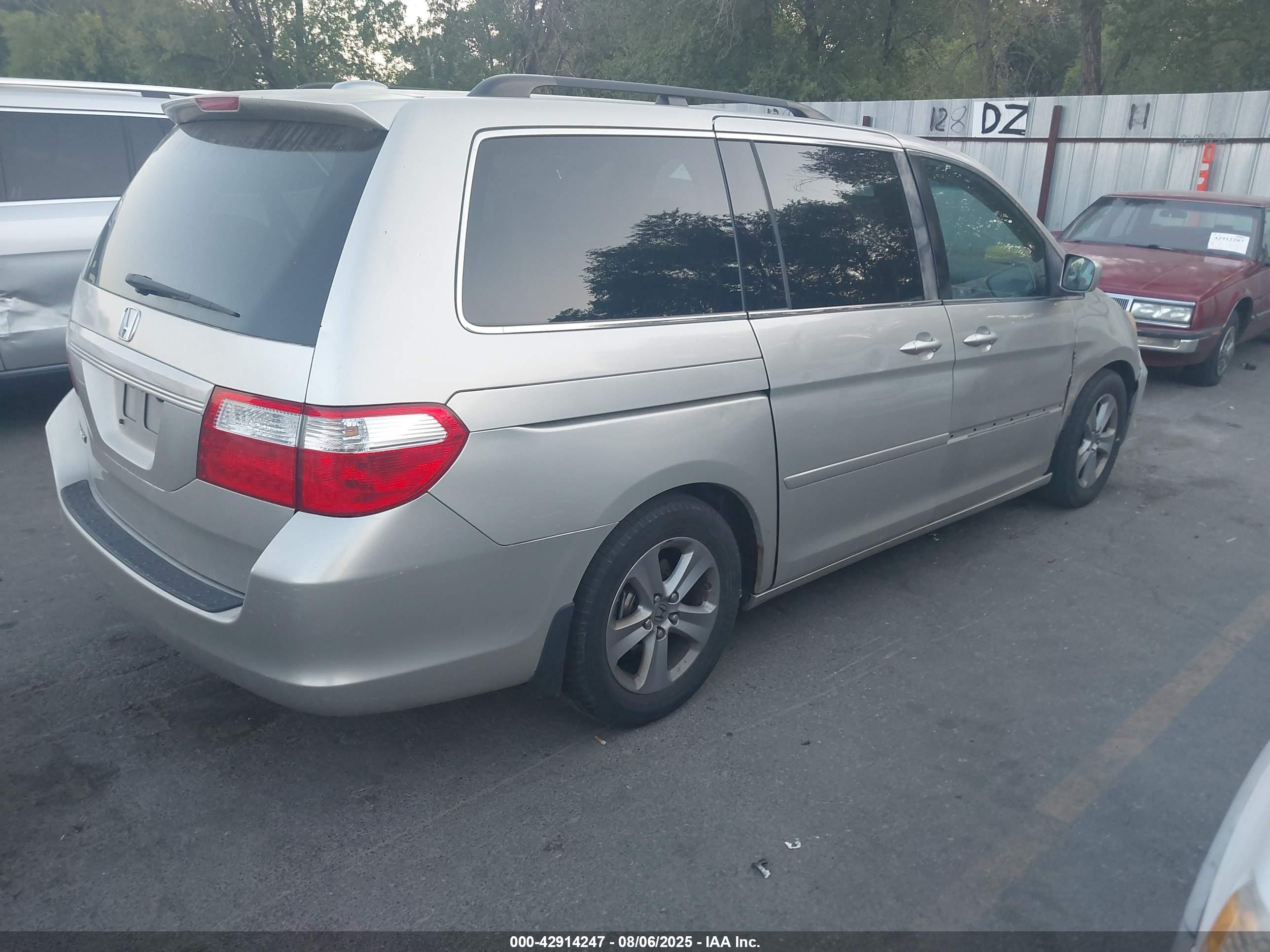 HONDA ODYSSEY image 4