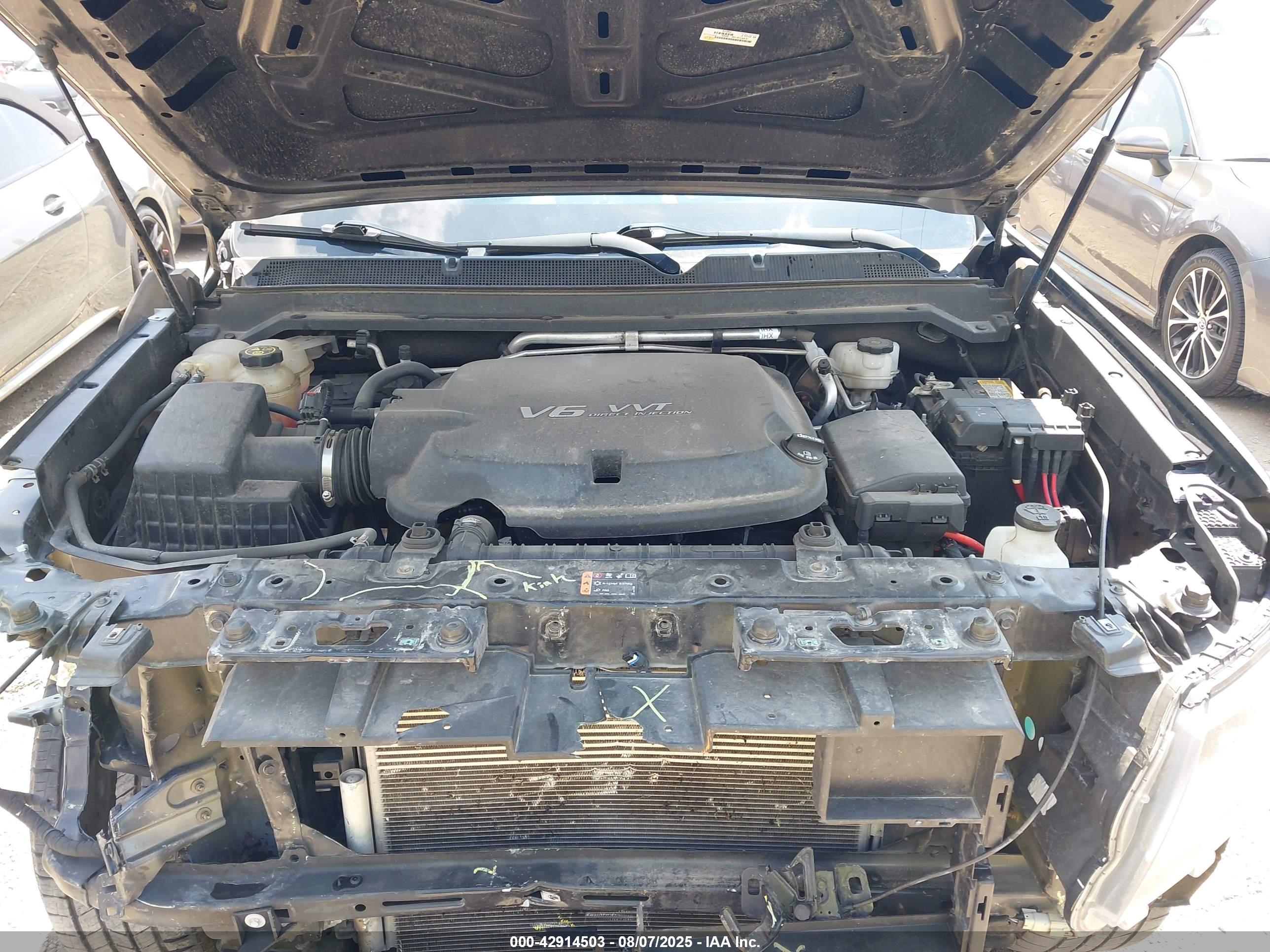 CHEVROLET COLORADO image 10