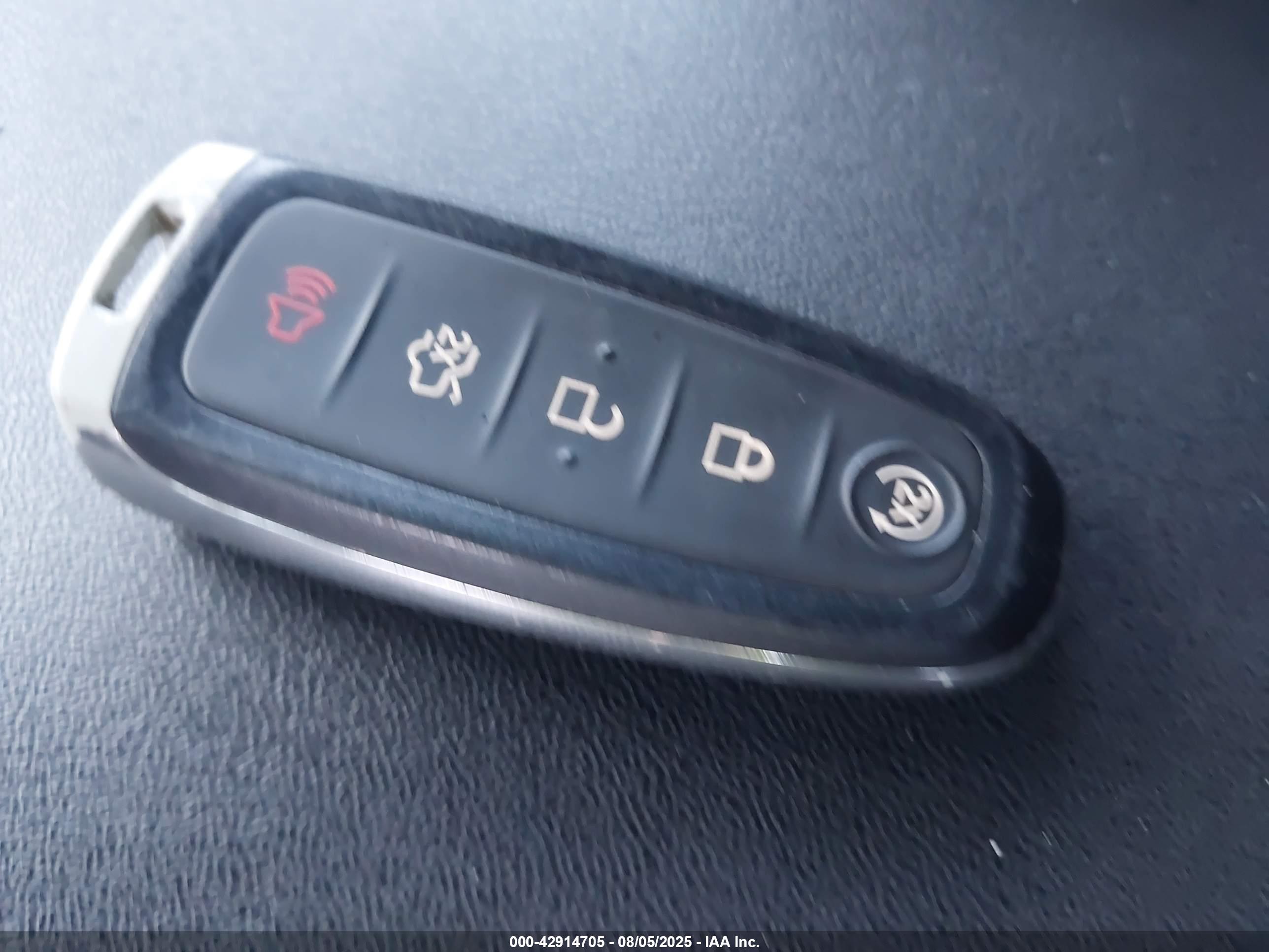 FORD TAURUS image 11