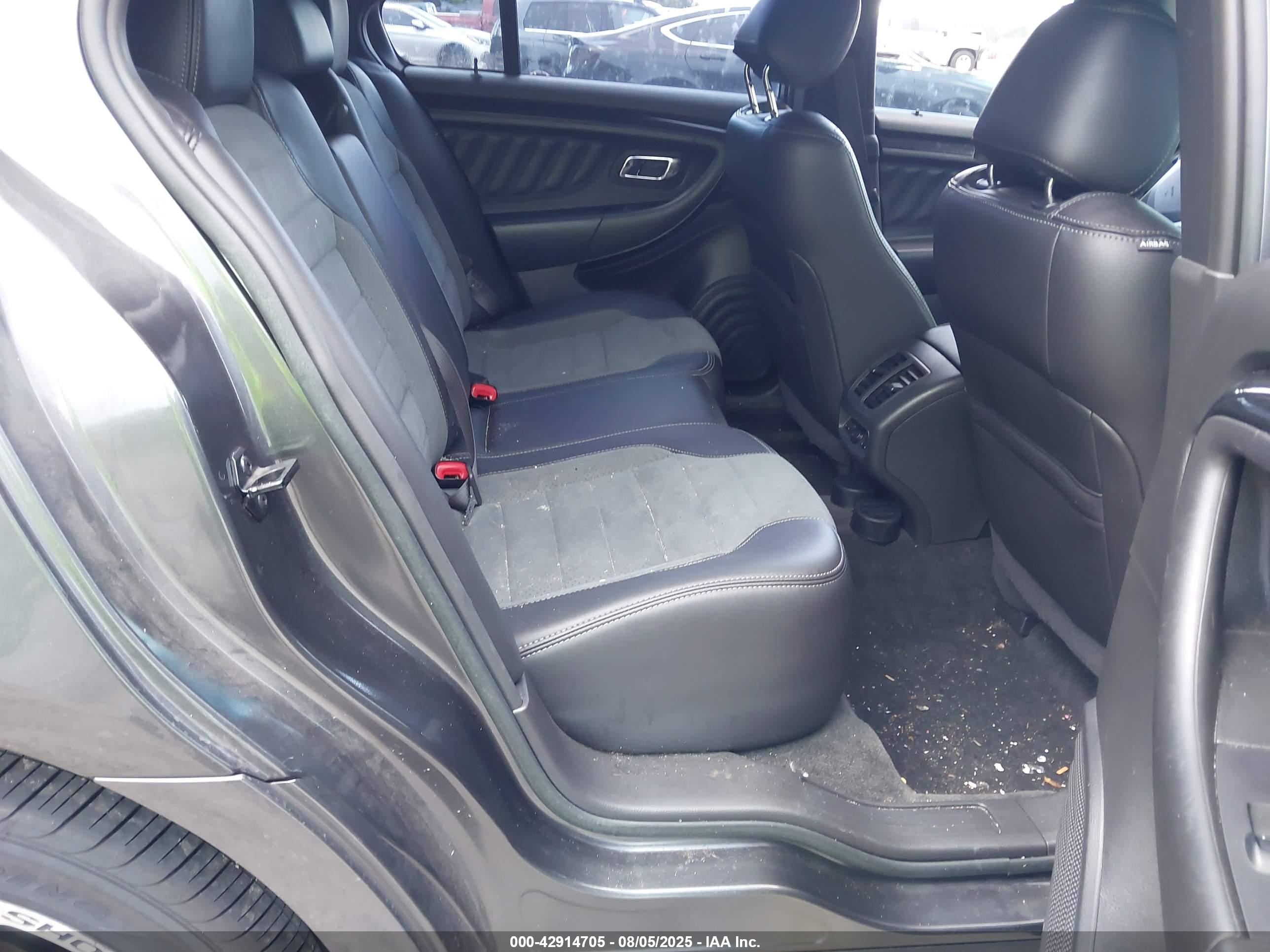 FORD TAURUS image 8