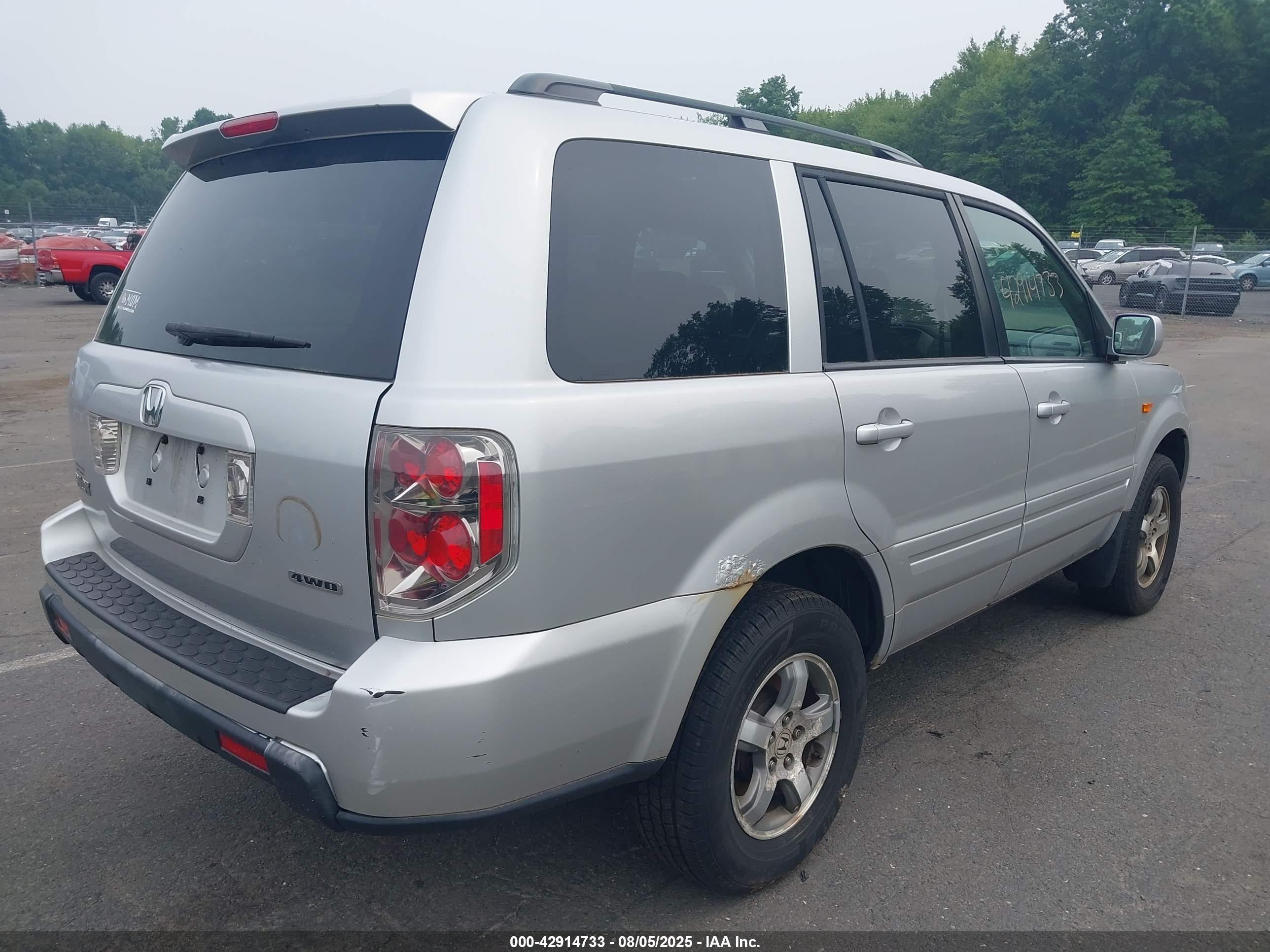 HONDA PILOT image 4