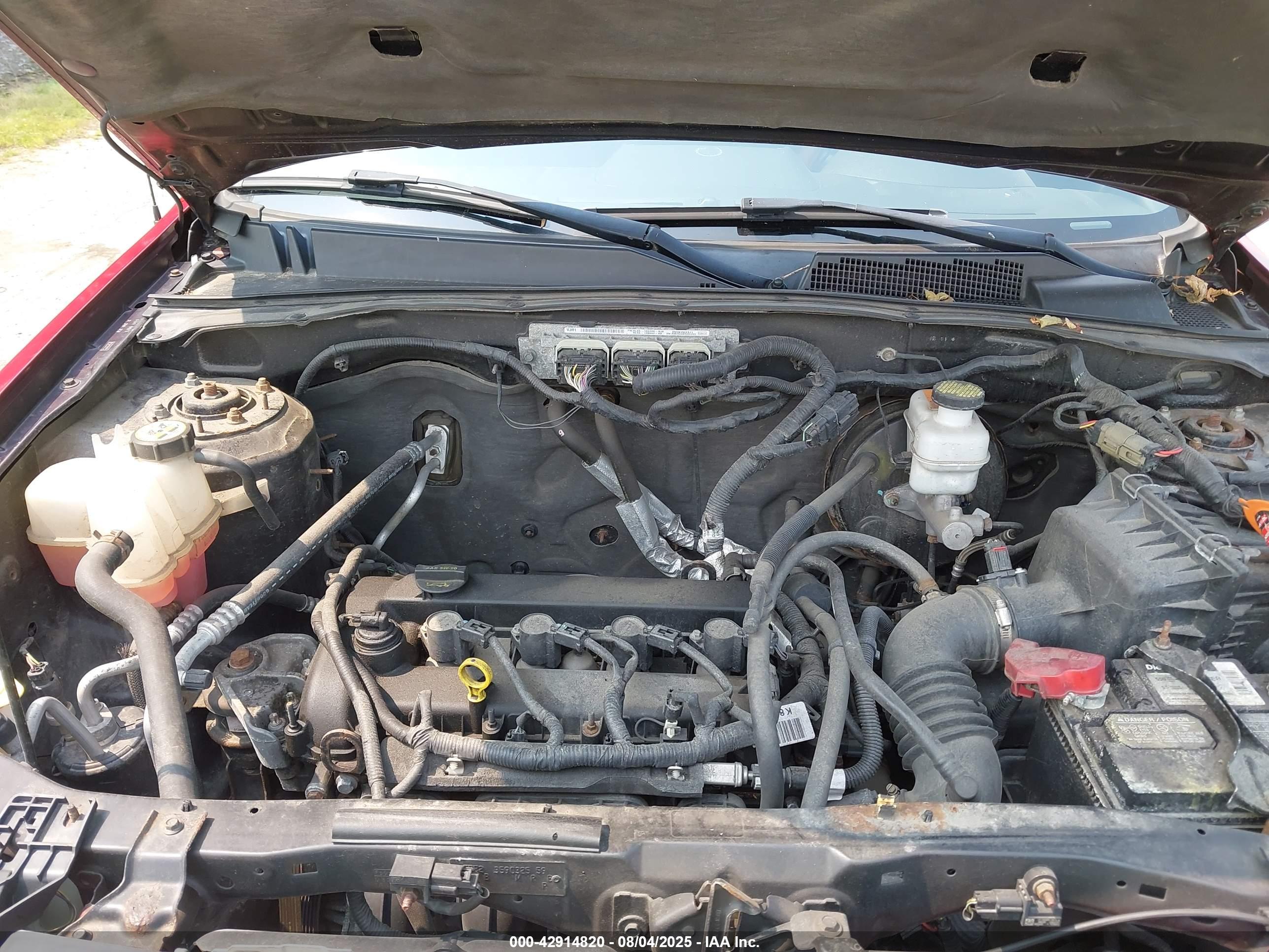 FORD ESCAPE image 10