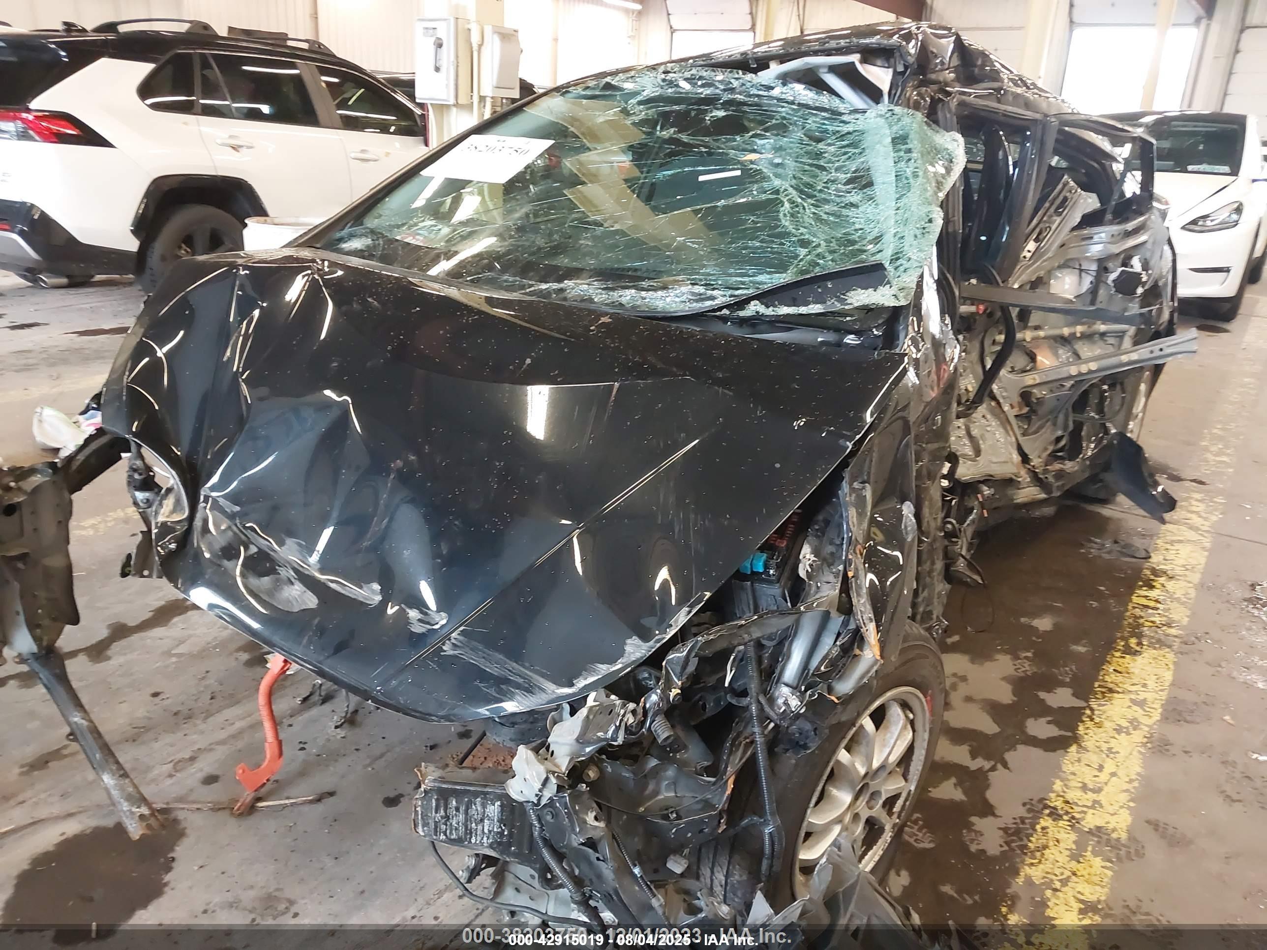 TOYOTA PRIUS image 6