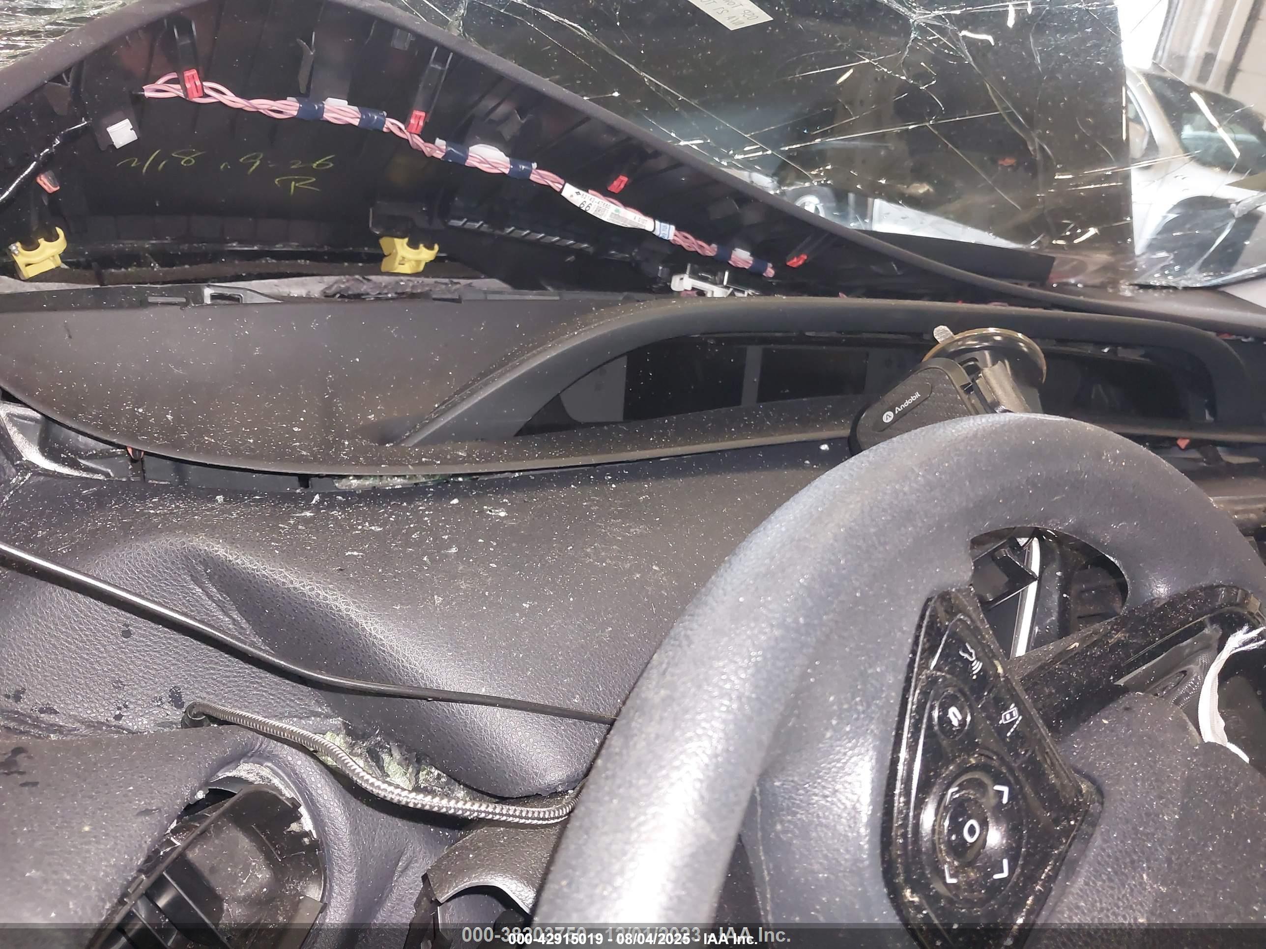 TOYOTA PRIUS image 7