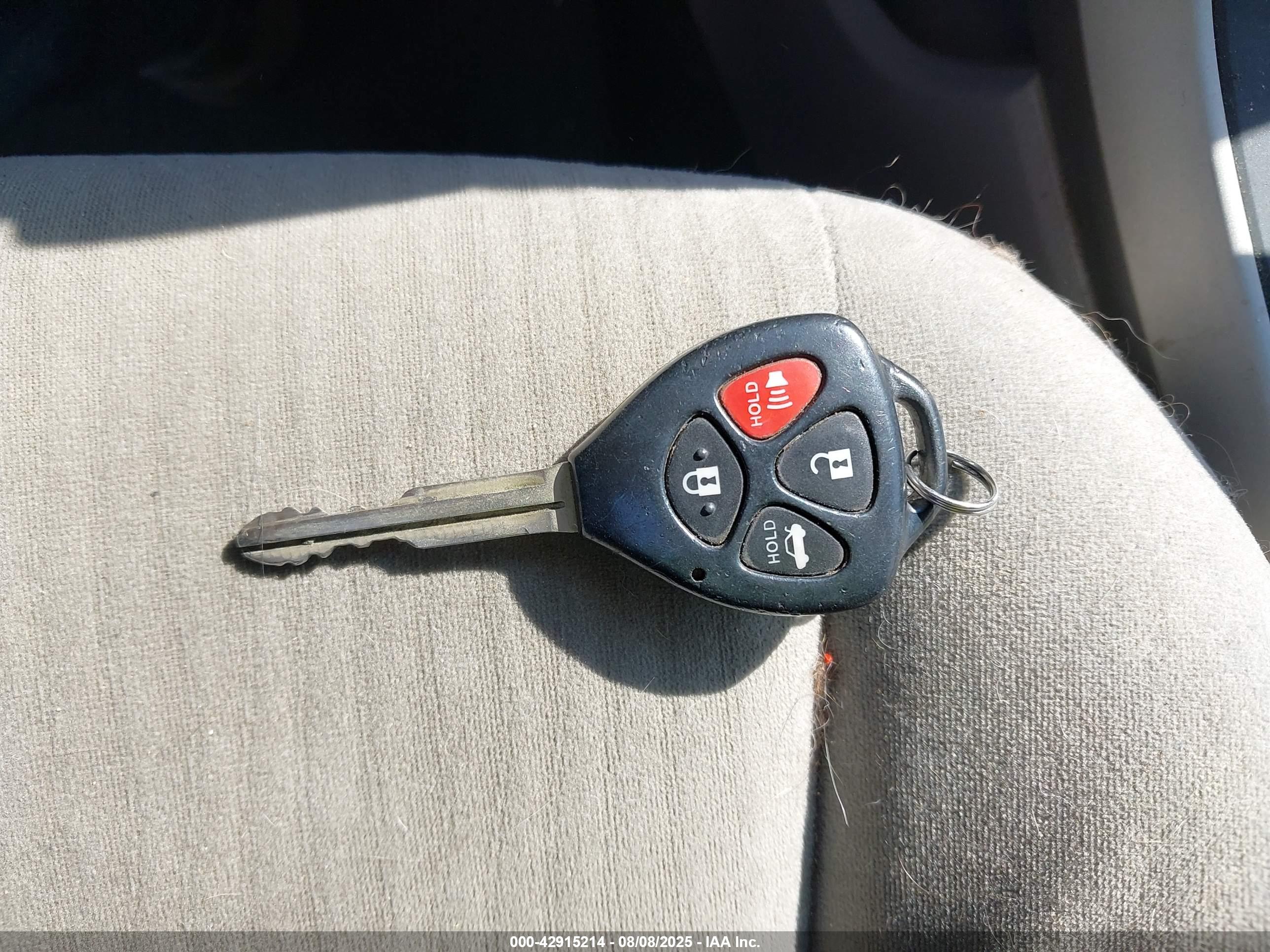 TOYOTA COROLLA image 11
