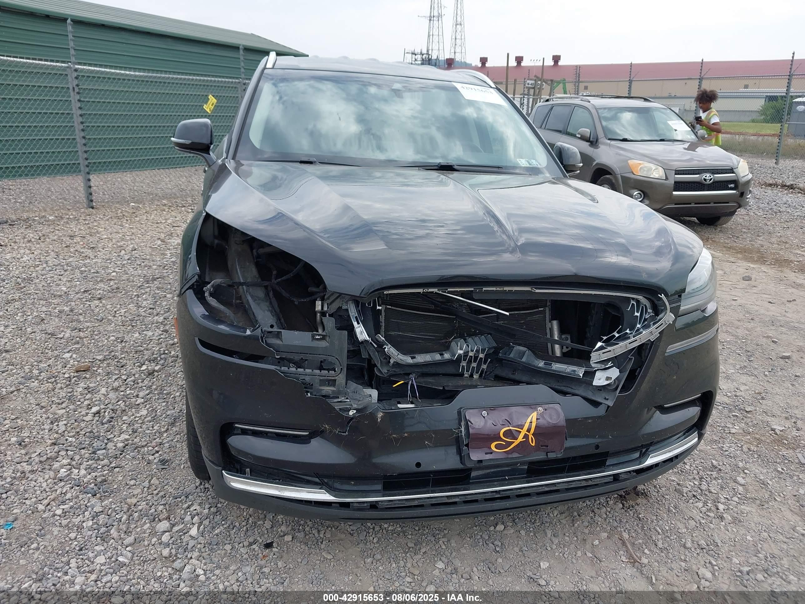 LINCOLN AVIATOR image 6