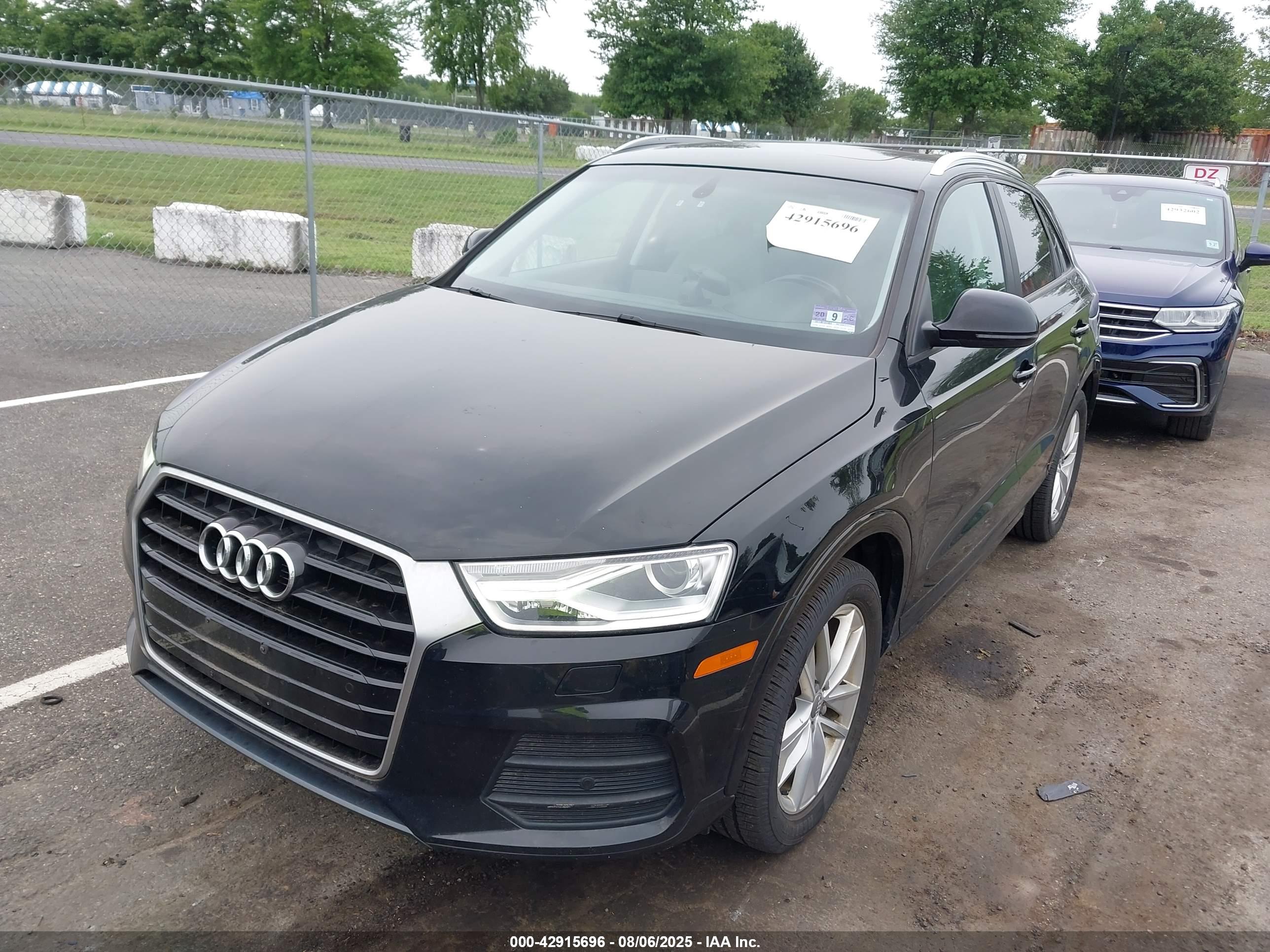 AUDI Q3 image 2
