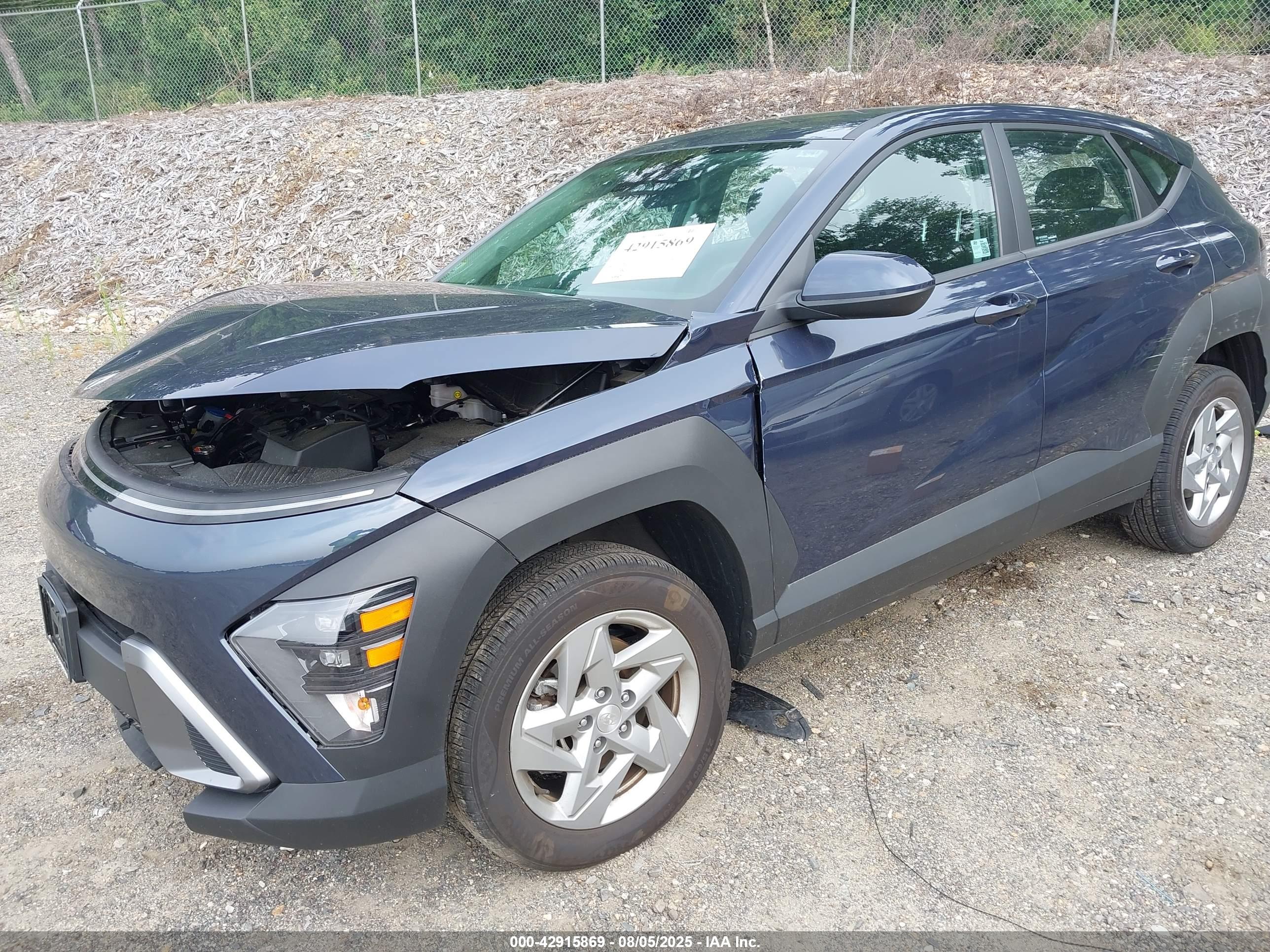 HYUNDAI KONA image 2